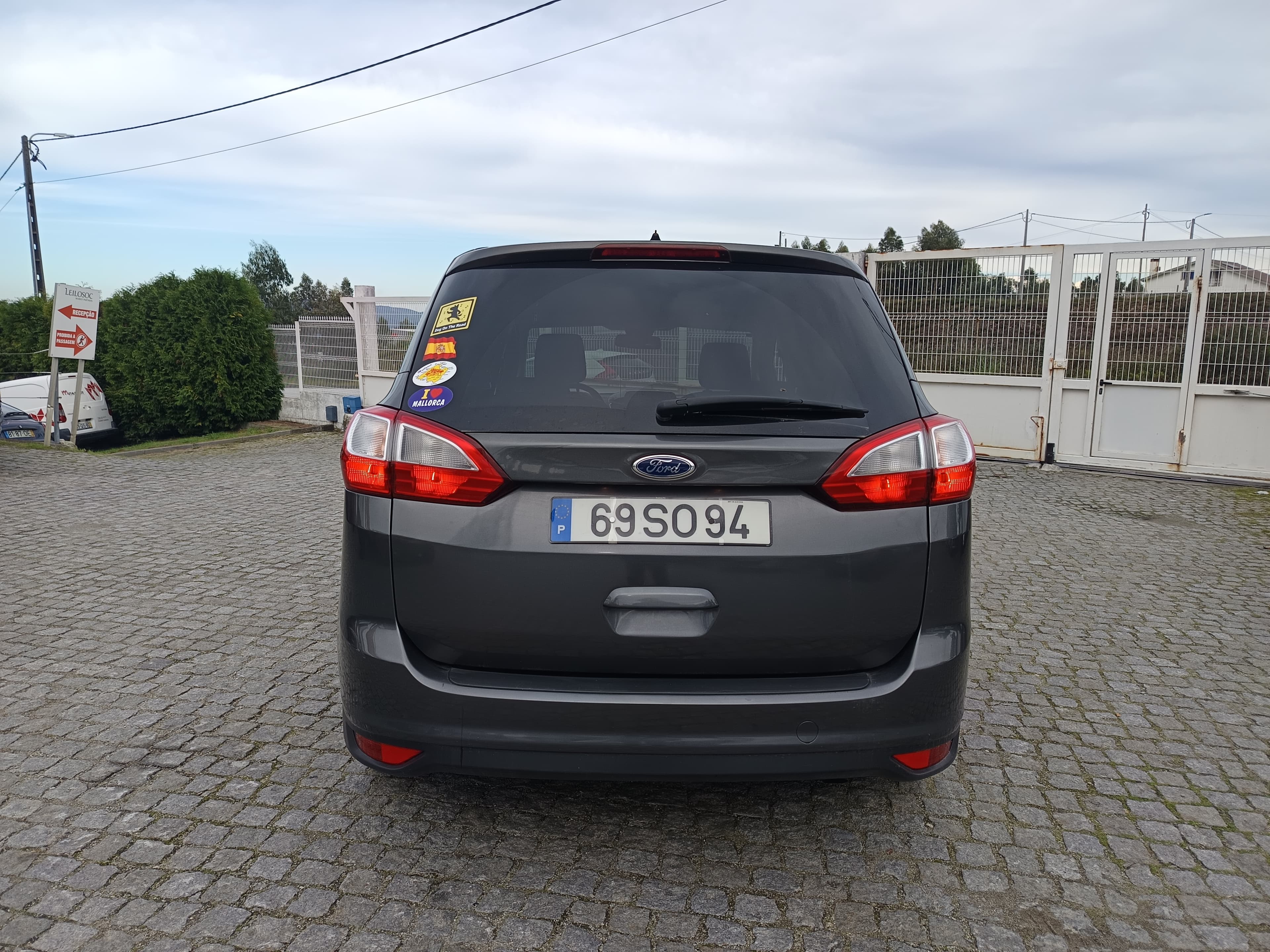 Ford Grand C-Max · Ano 2017 — imagem 5
