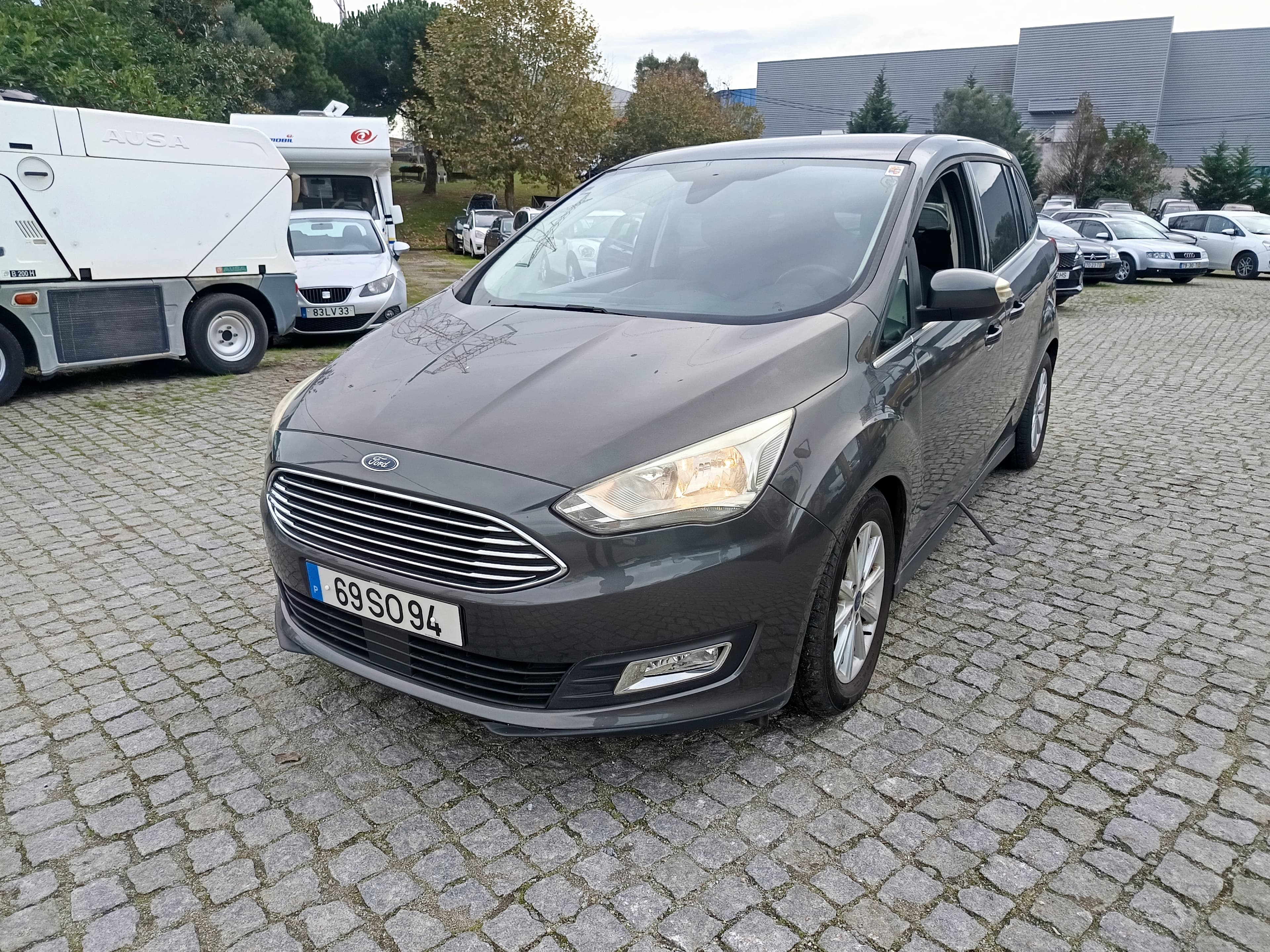 Ford Grand C-Max · Ano 2017 — imagem 1