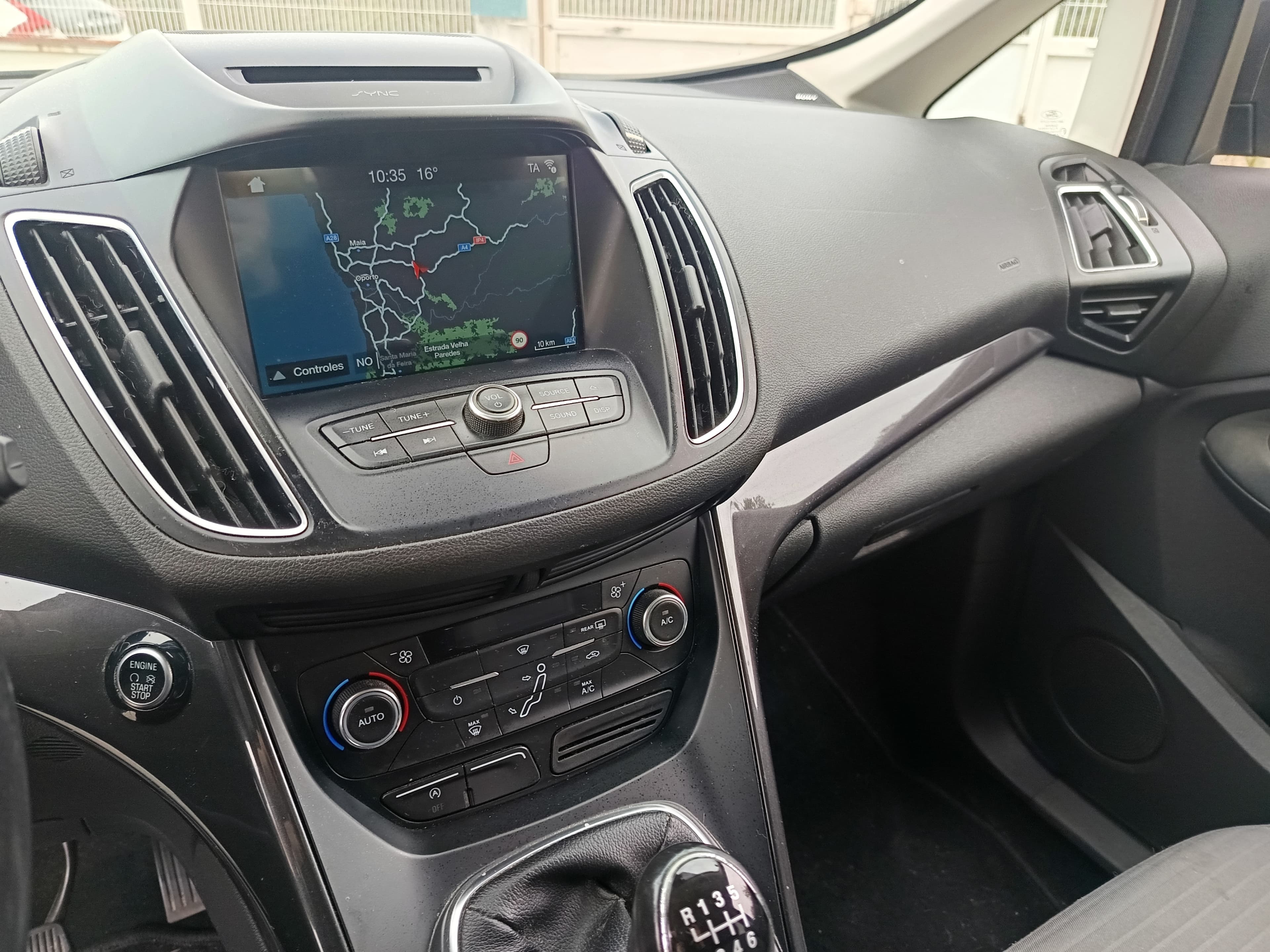 Ford Grand C-Max · Ano 2017 — imagem 31