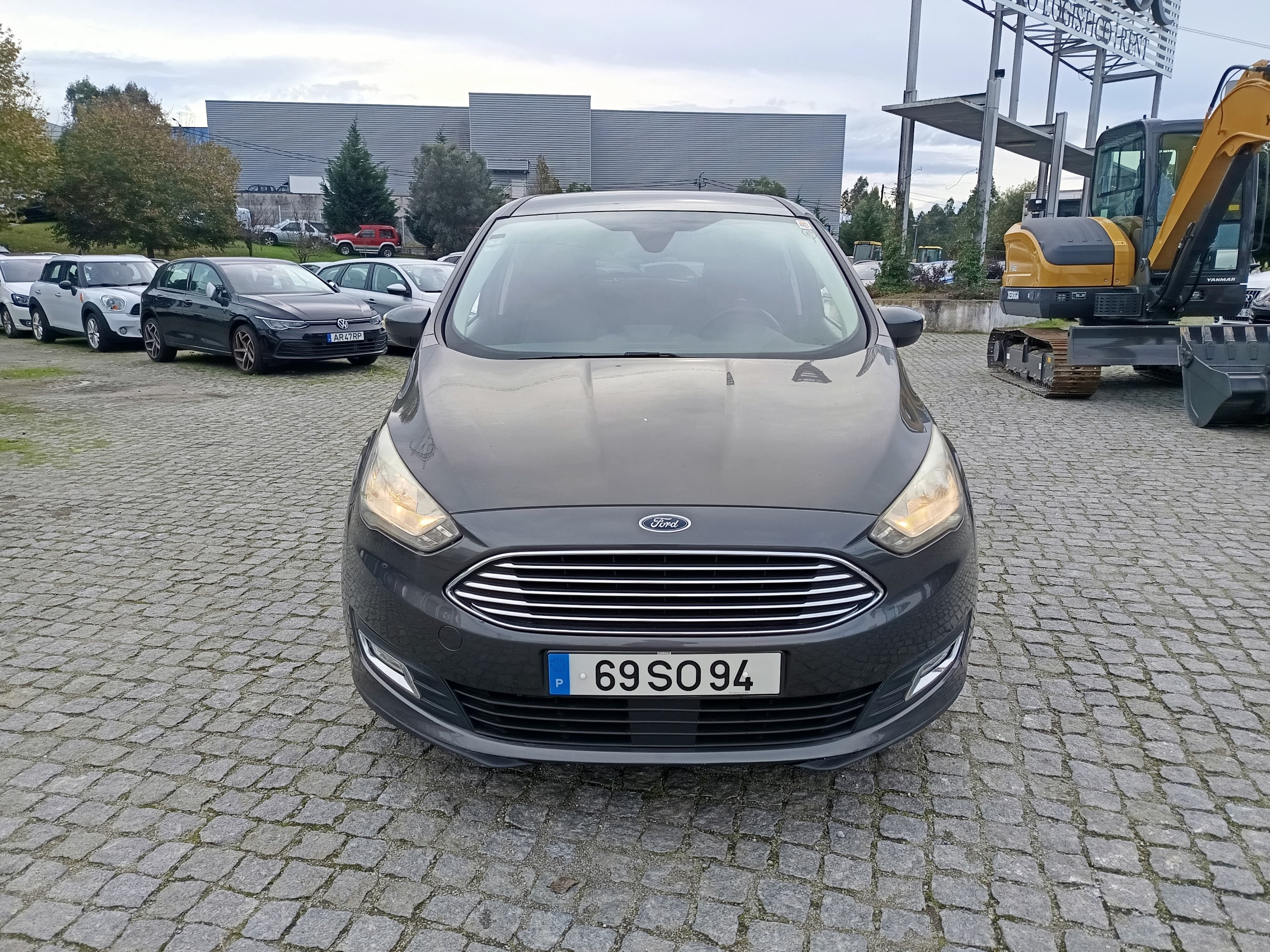 Ford Grand C-Max · Ano 2017 — imagem 2