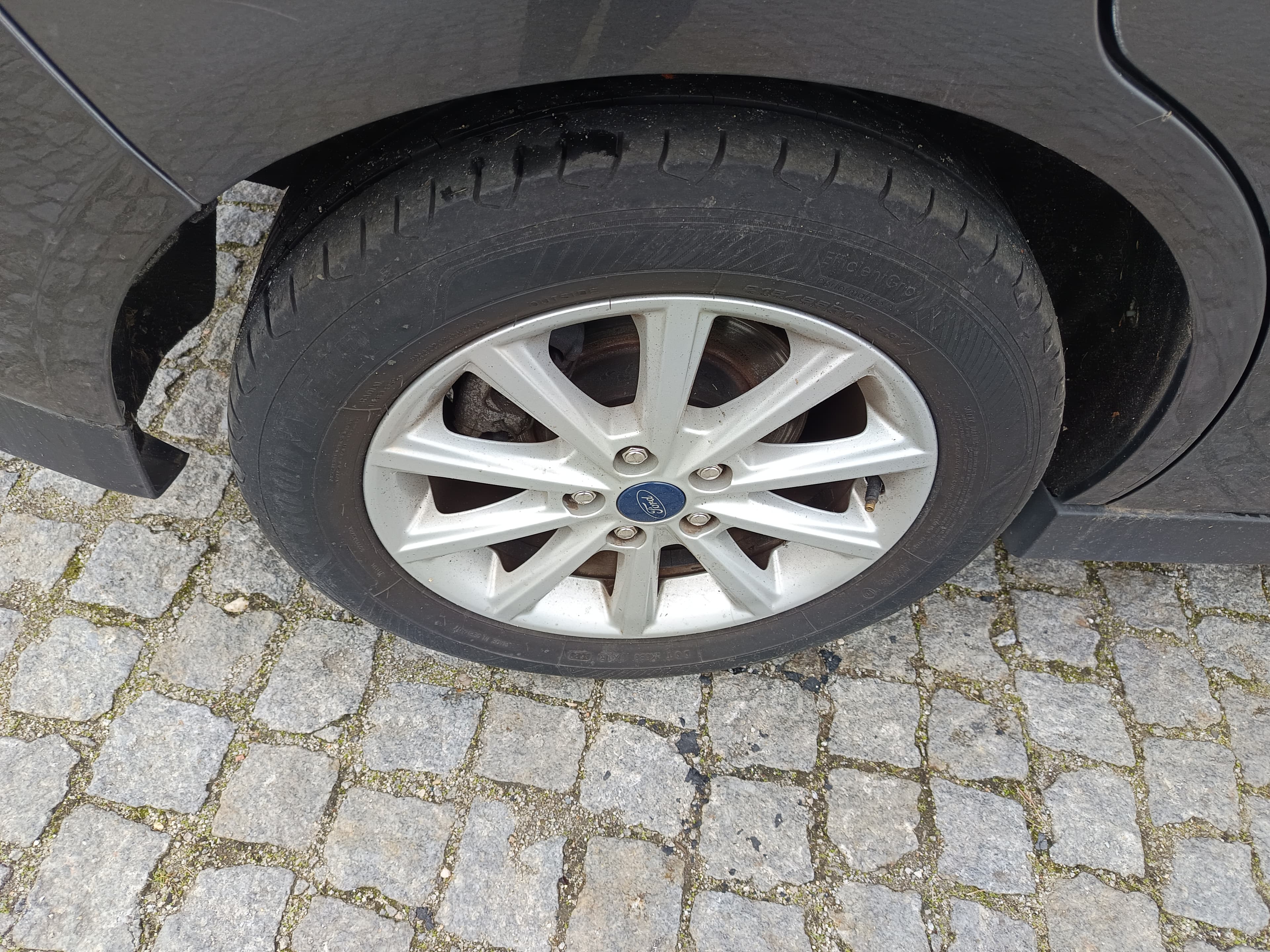 Ford Grand C-Max · Ano 2017 — imagem 8
