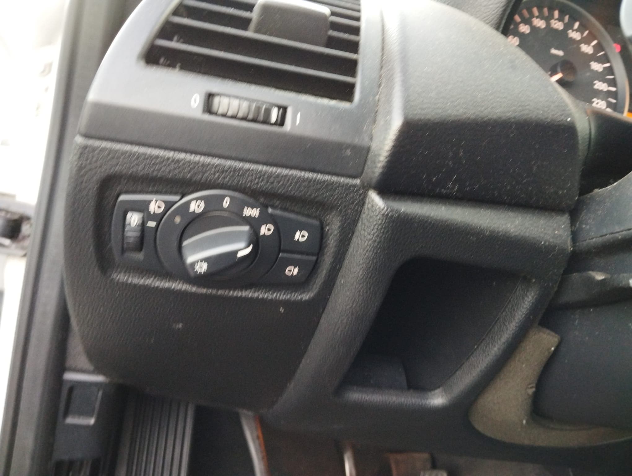 BMW 118d — image 14