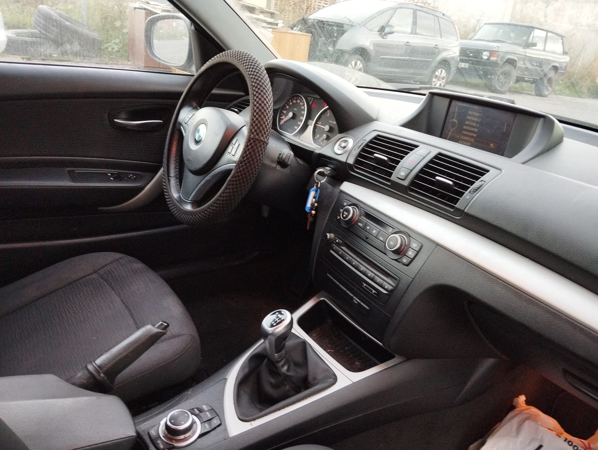 BMW 118d — image 24