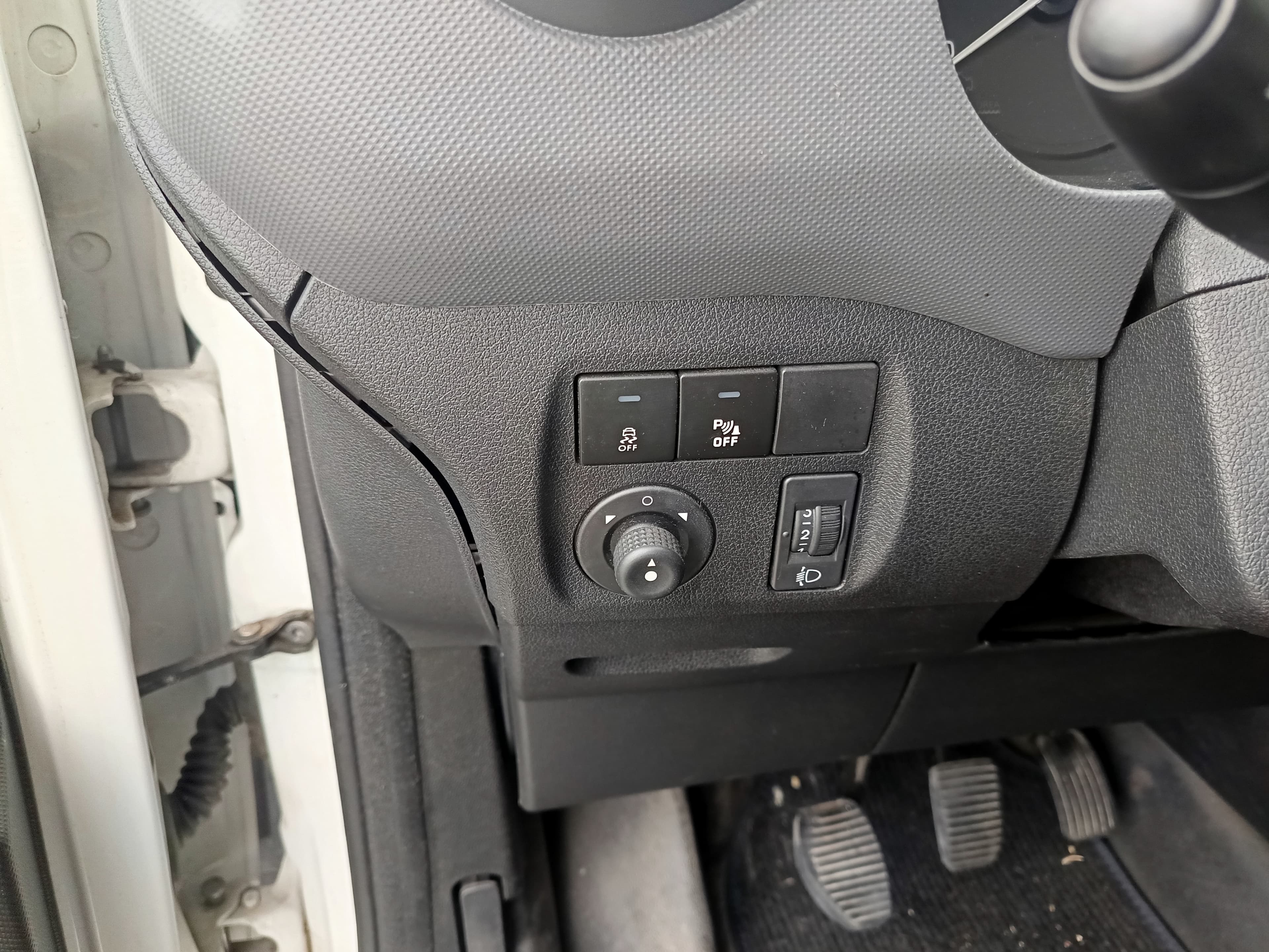 Peugeot Partner · Ano 2016 — image 34