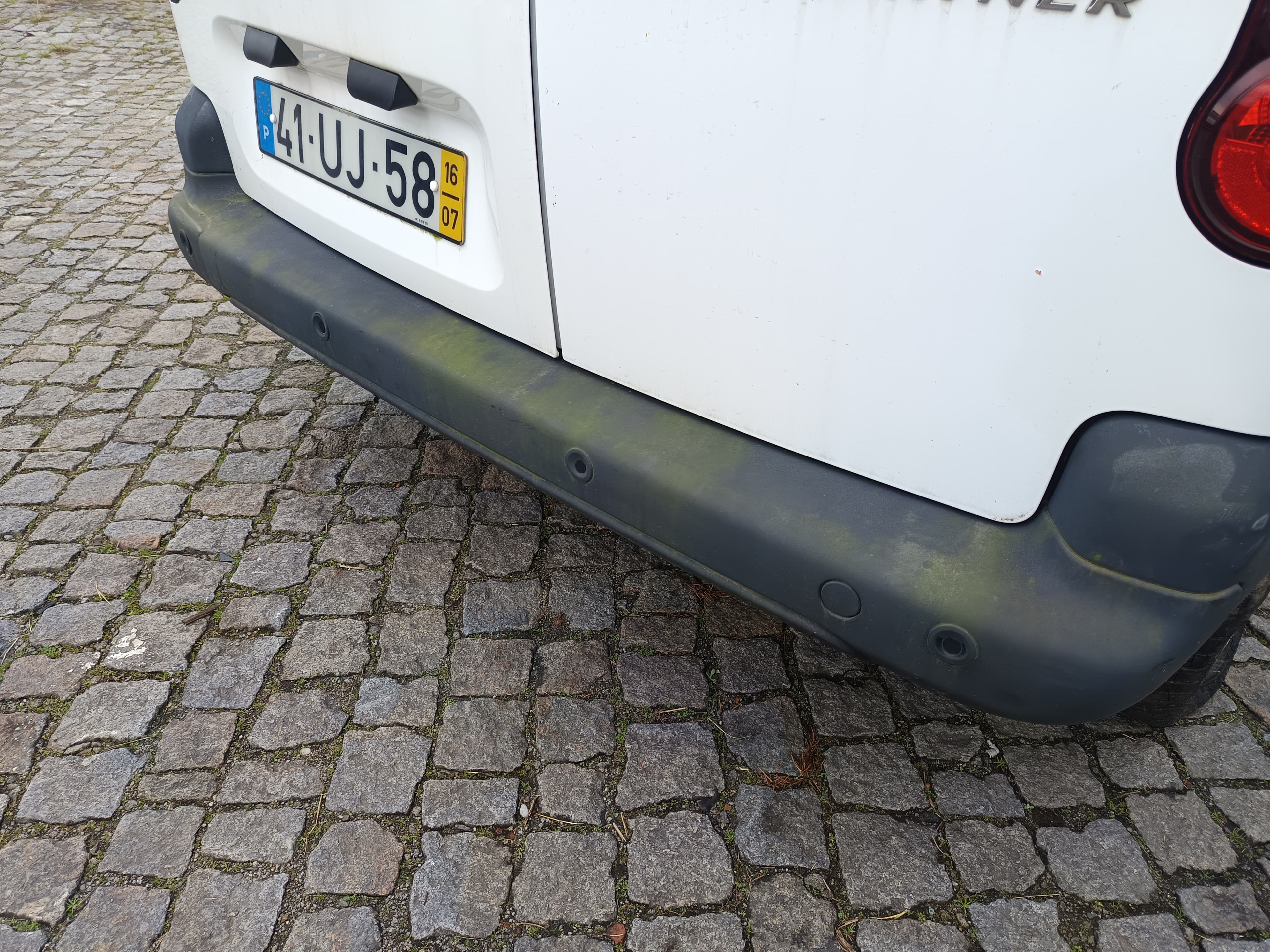 Peugeot Partner · Ano 2016 — image 14
