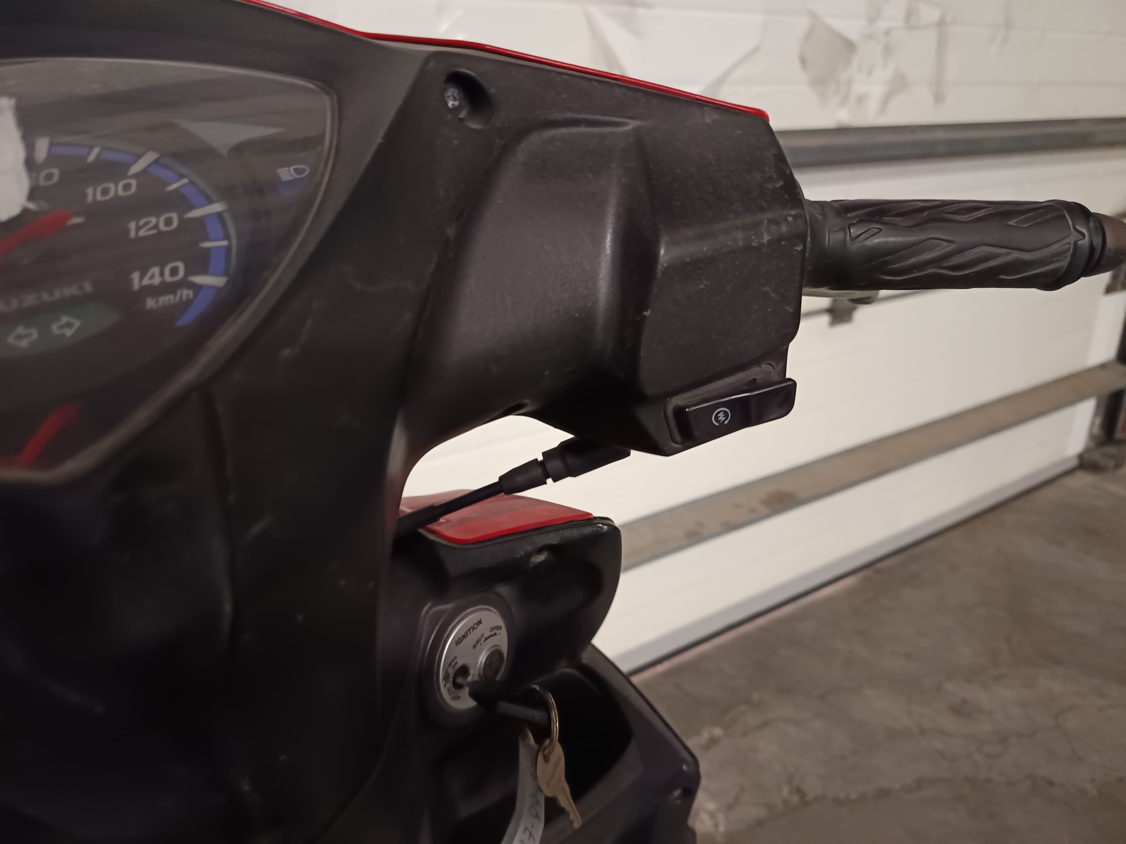 Suzuki UK 110 Adress · Ano 2015 — imagen 10