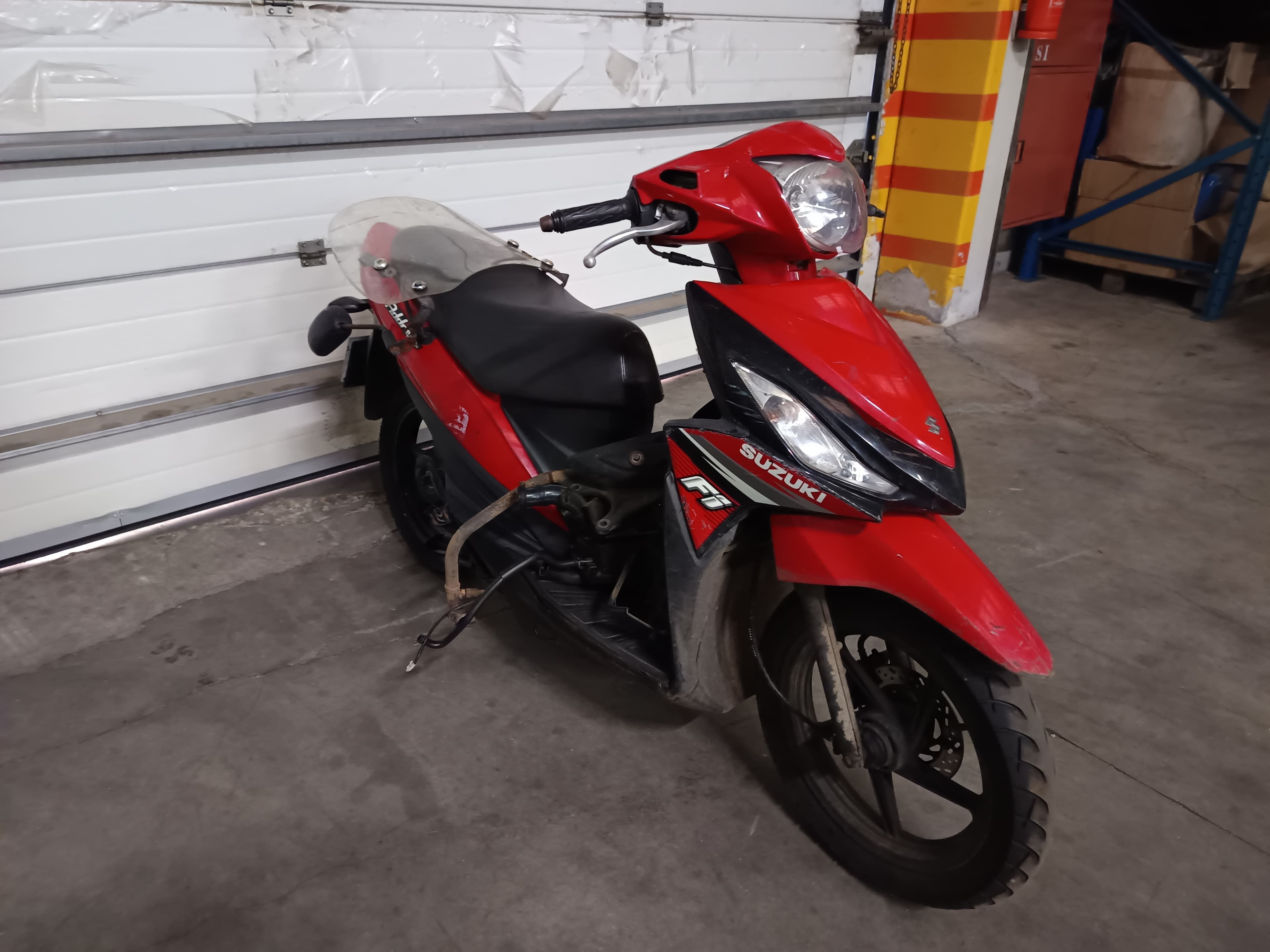 Suzuki UK 110 Adress · Ano 2015 — imagen 2