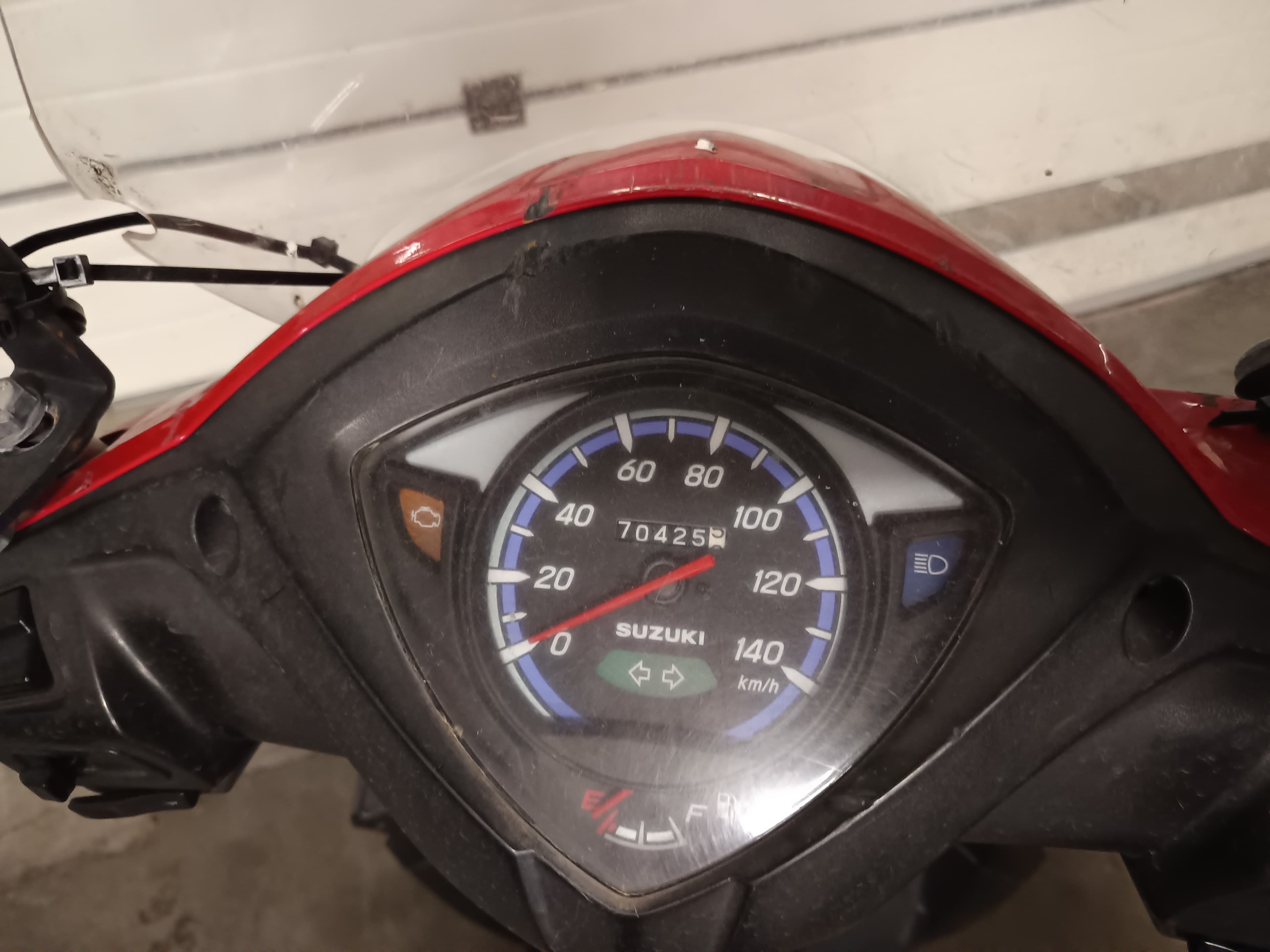 Suzuki UK 110 Adress · Ano 2015 — image 12
