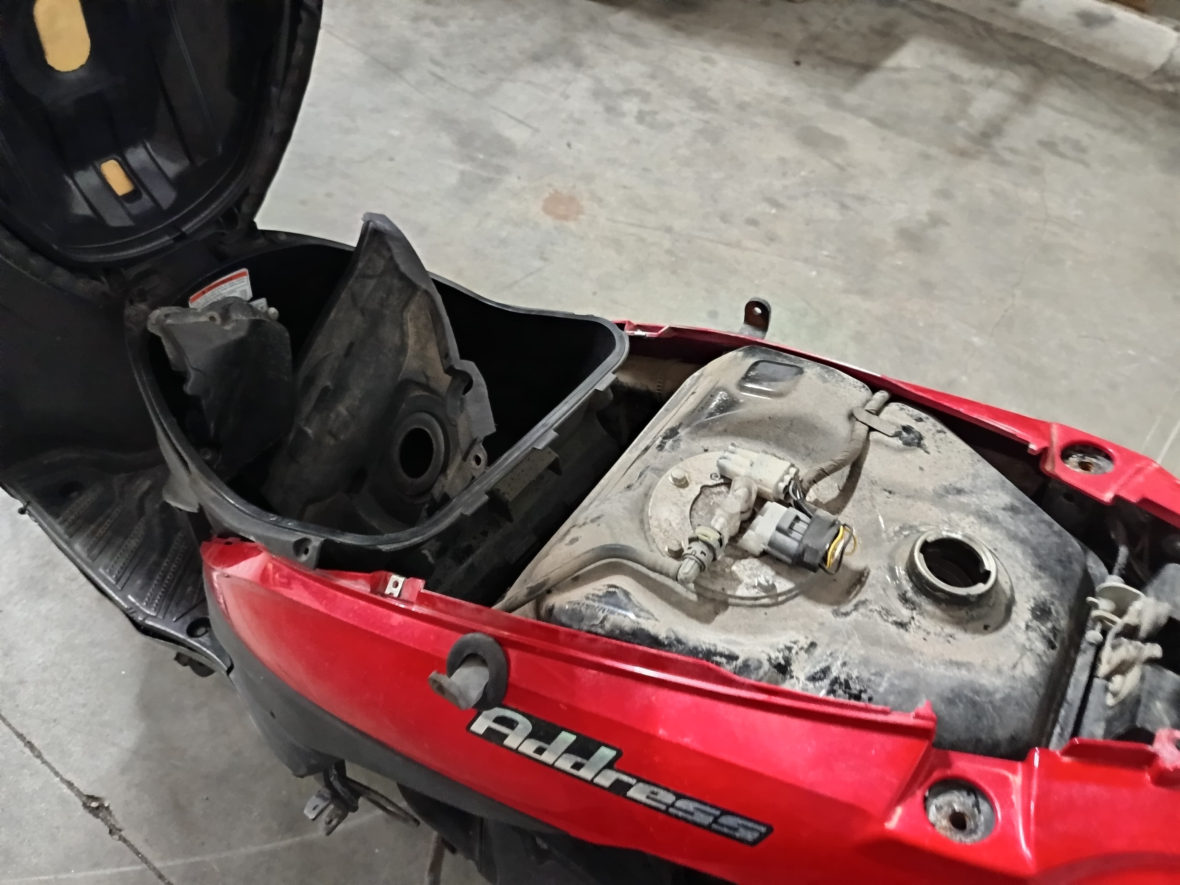 Suzuki UK 110 Adress · Ano 2015 — imagem 13