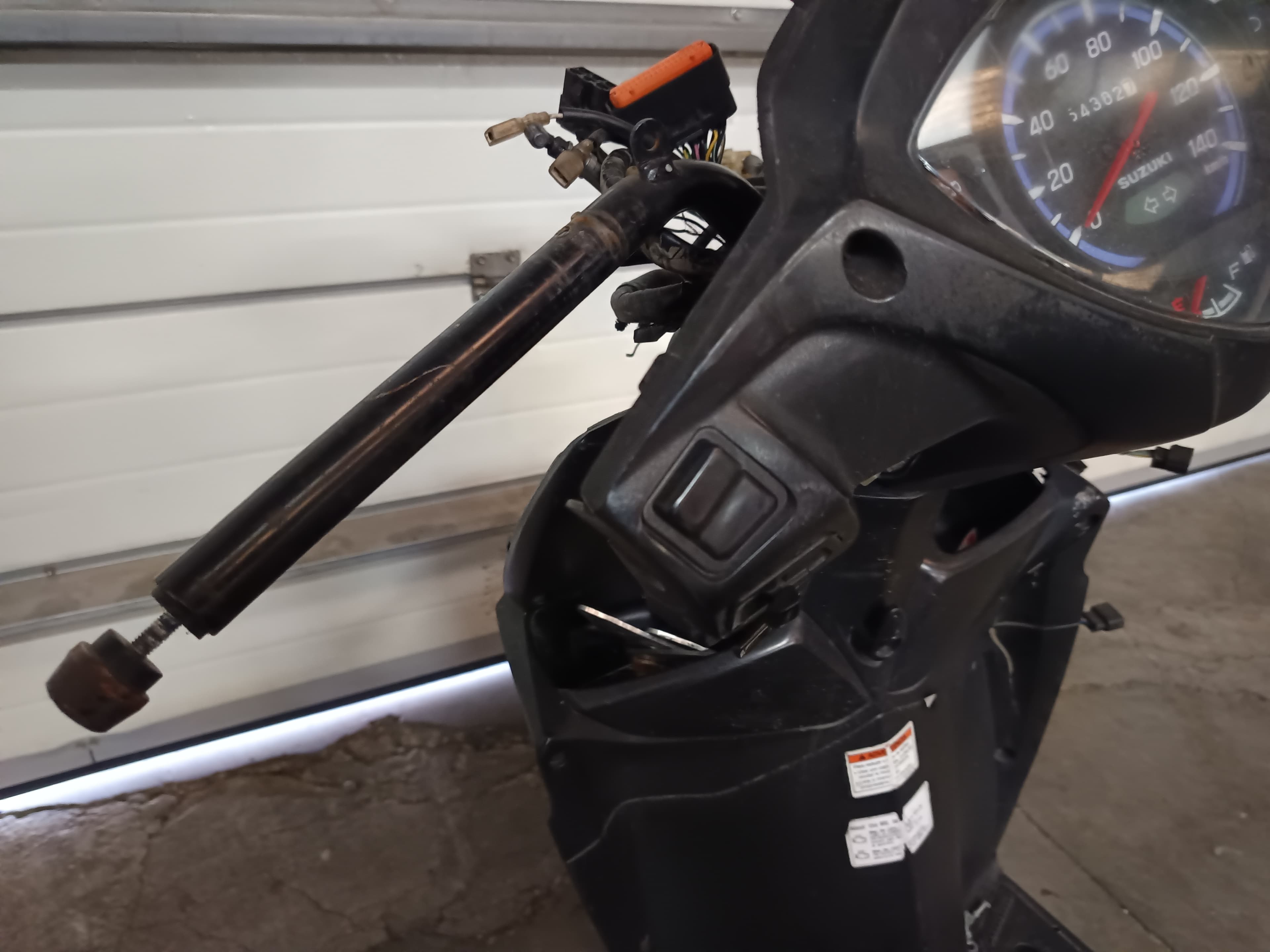 Suzuki UK 110 Adress · Ano 2015 — image 11
