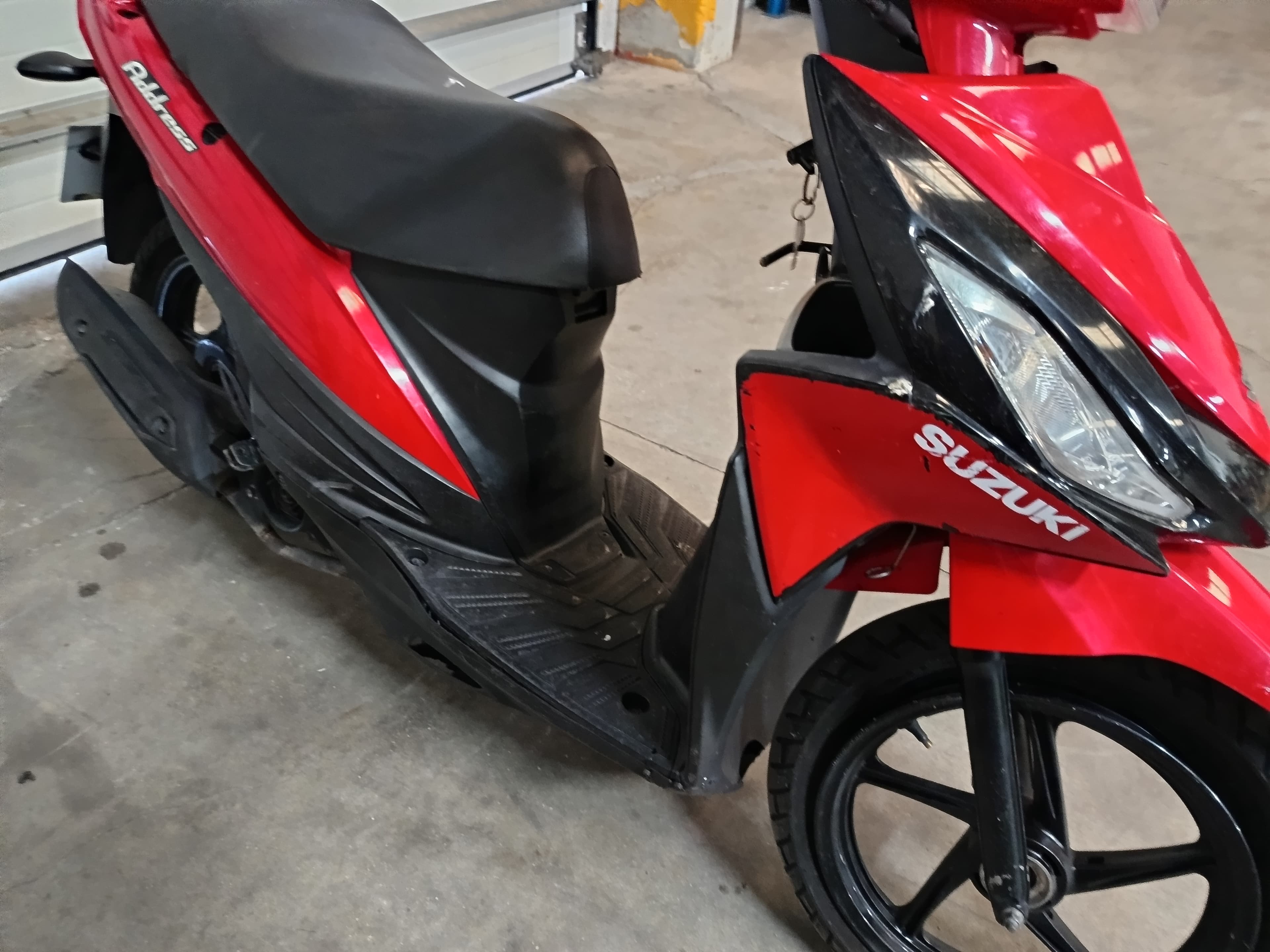 Suzuki UK 110 Adress · Ano 2016 — imagen 3