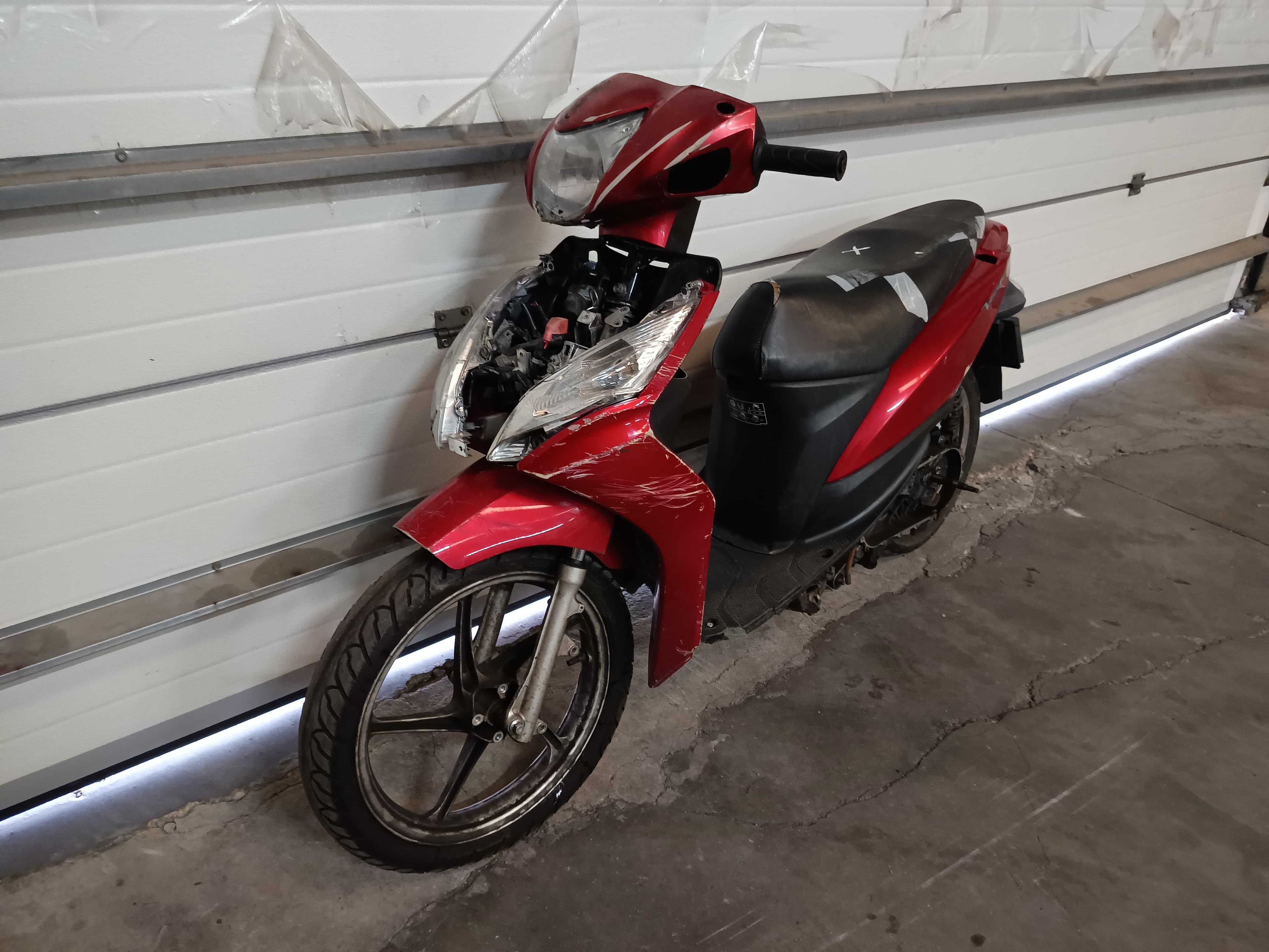 HONDA  Vision NSC 110 · Ano 2013