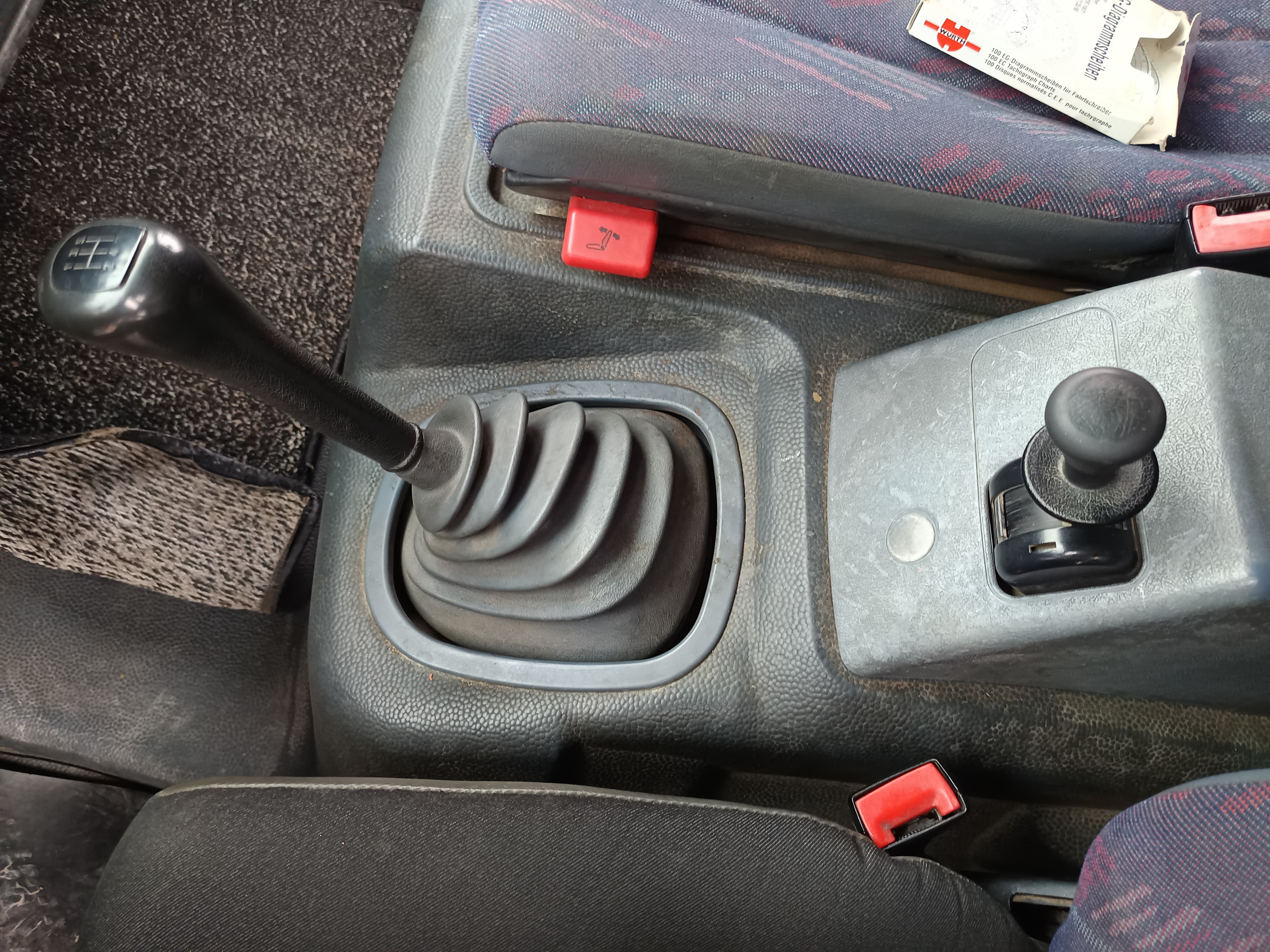 Mercedes-Benz Atego 815 · Ano 1998 — imagem 27