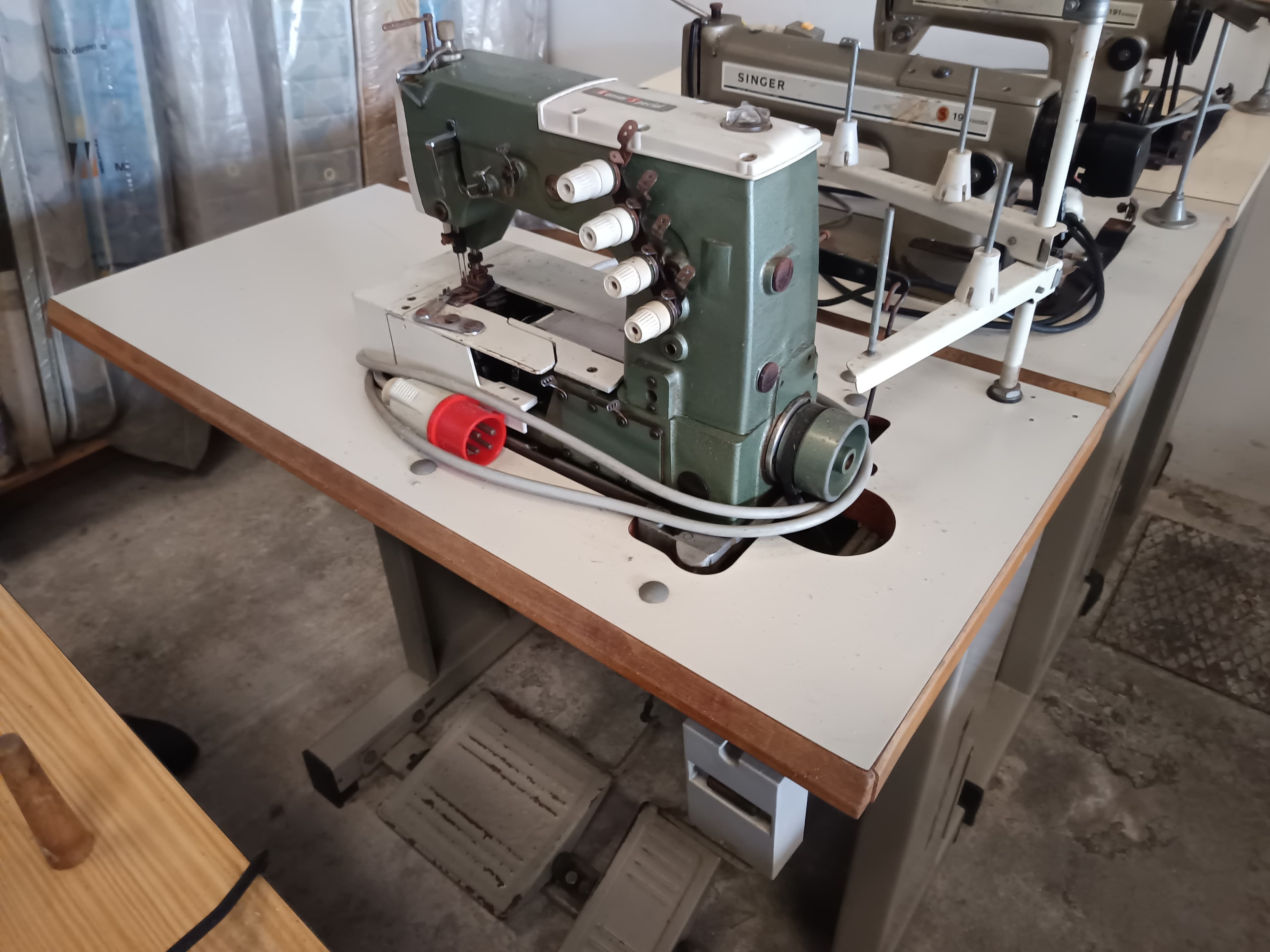 Máquina de coser — imagen 2