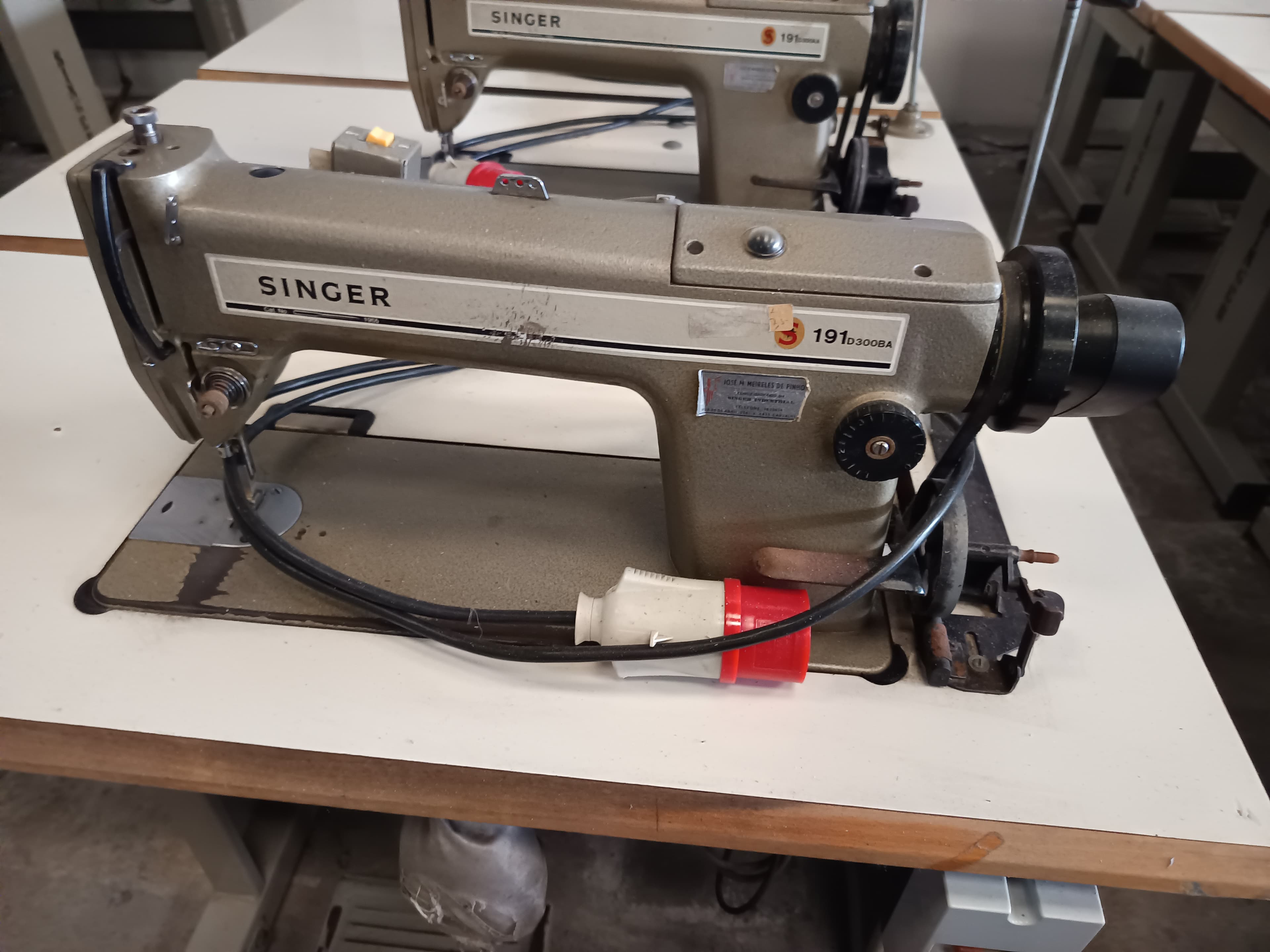 Máquina de coser — imagen 3