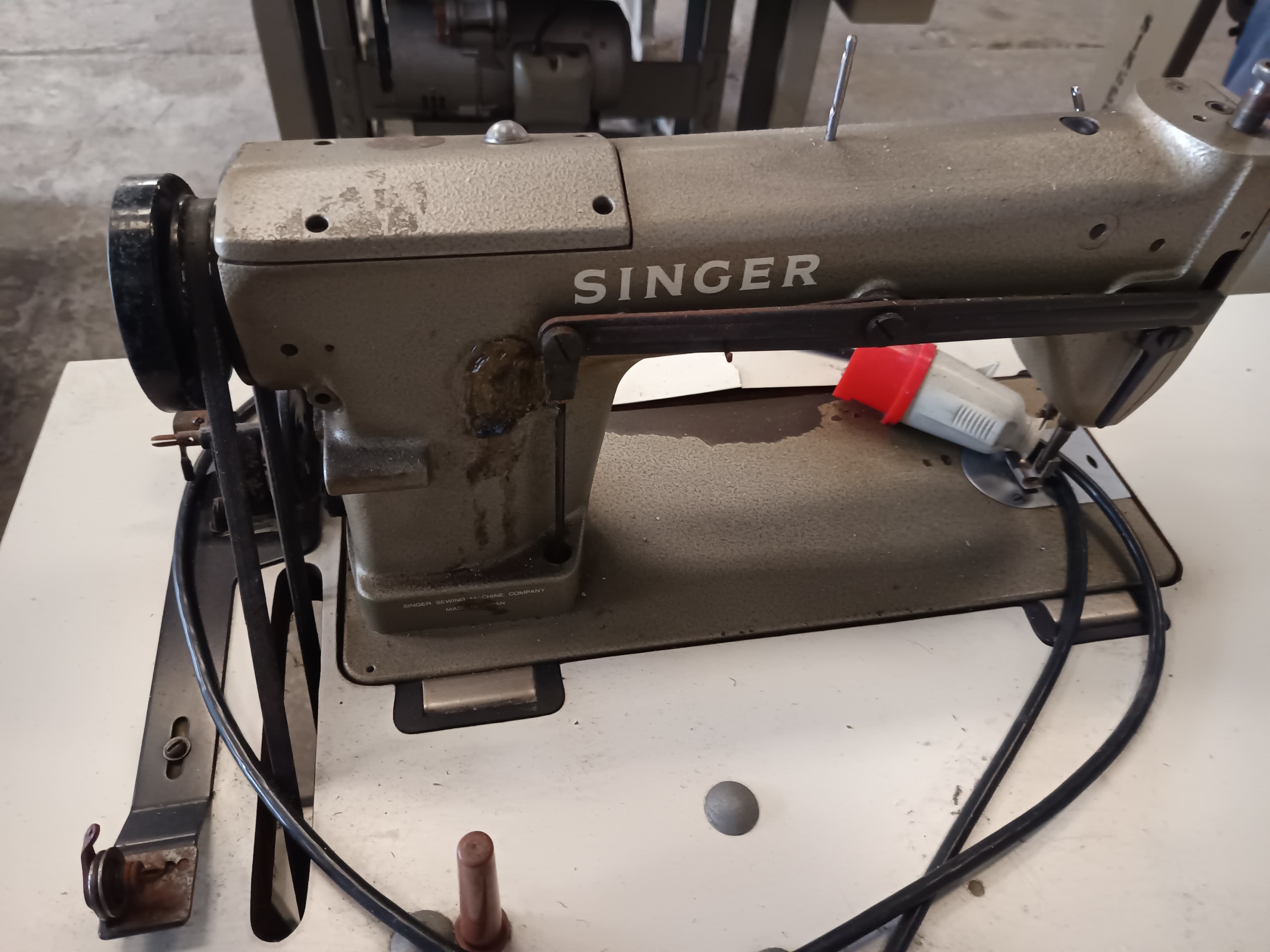 Máquina de coser — imagen 4