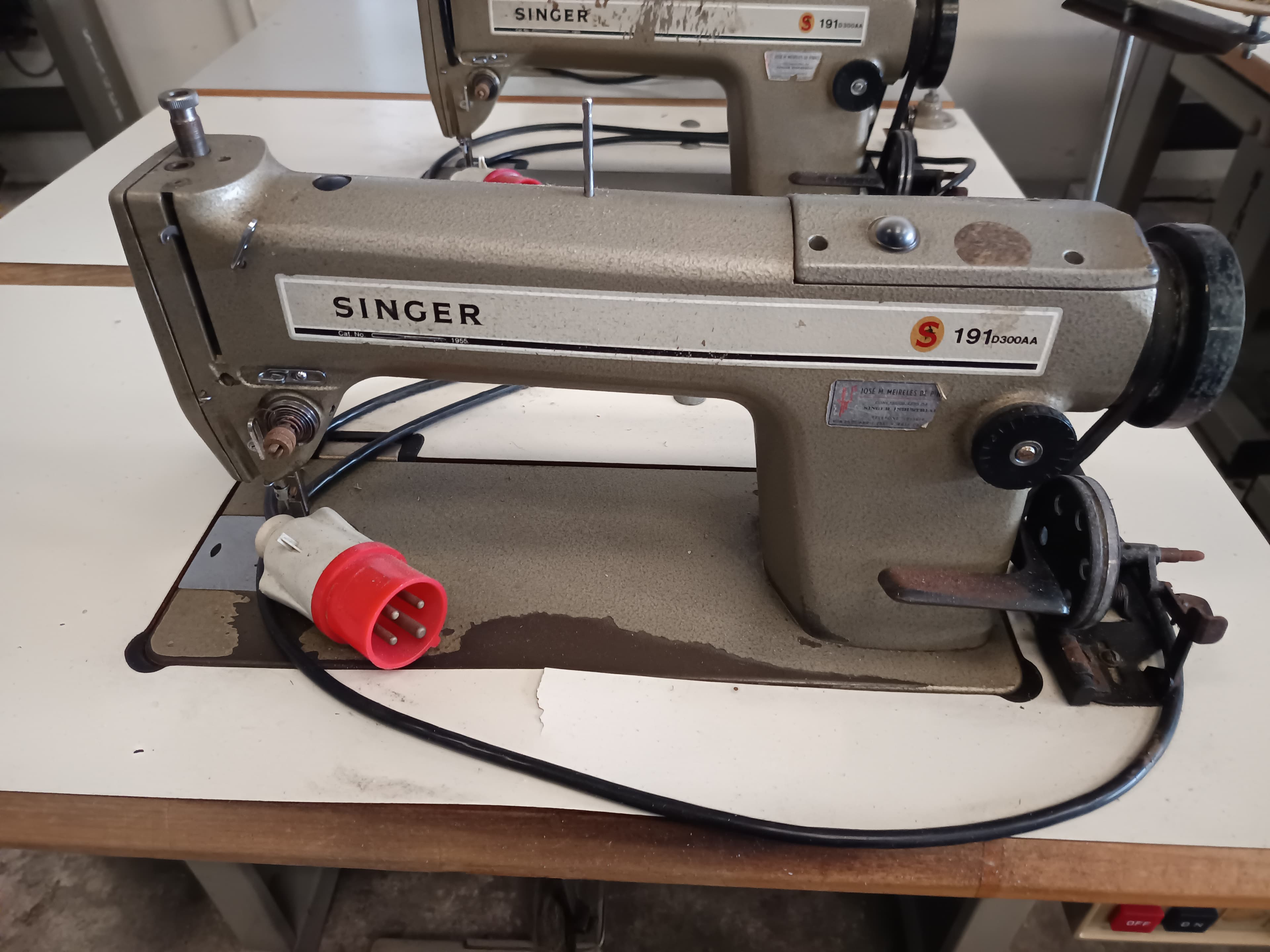 Máquina de coser — imagen 3