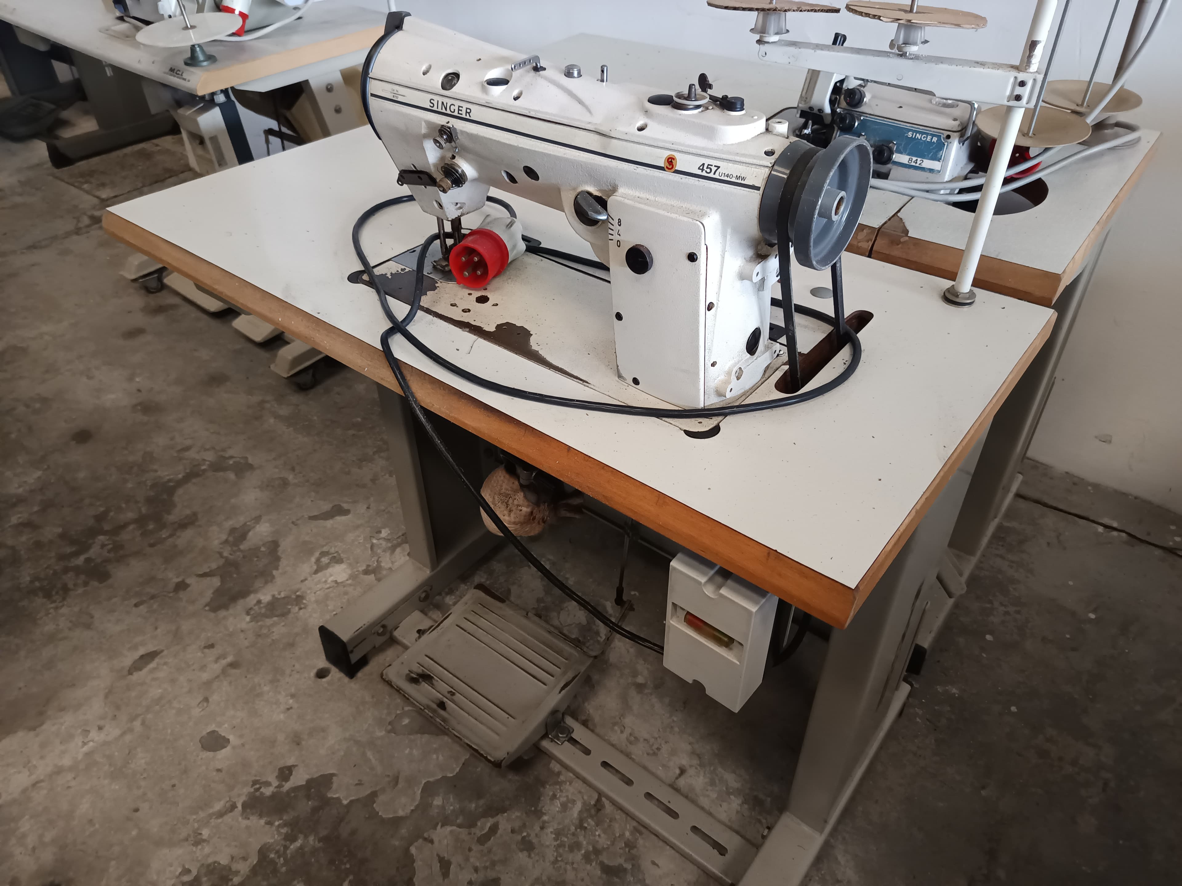 Máquina de coser — imagen 2