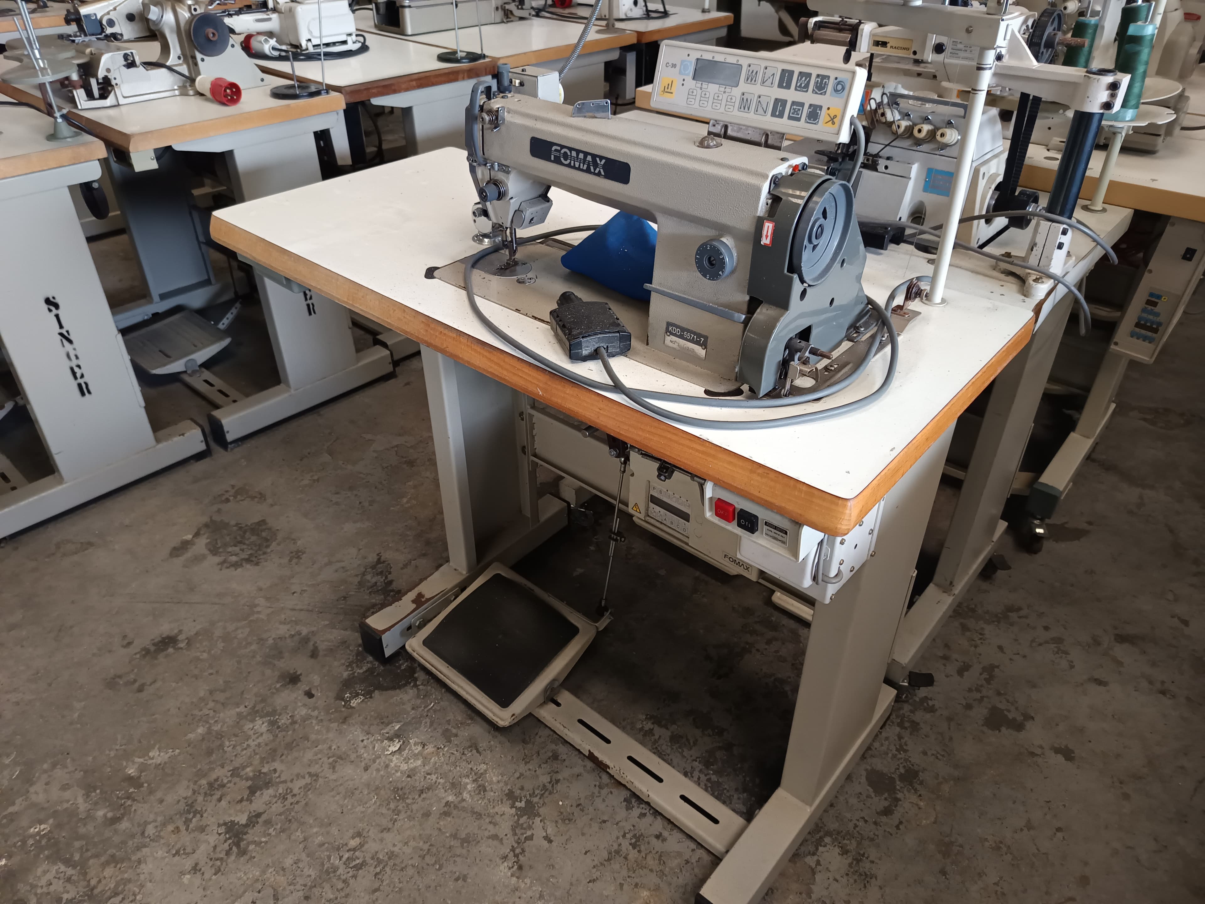 Máquina de coser — imagen 2