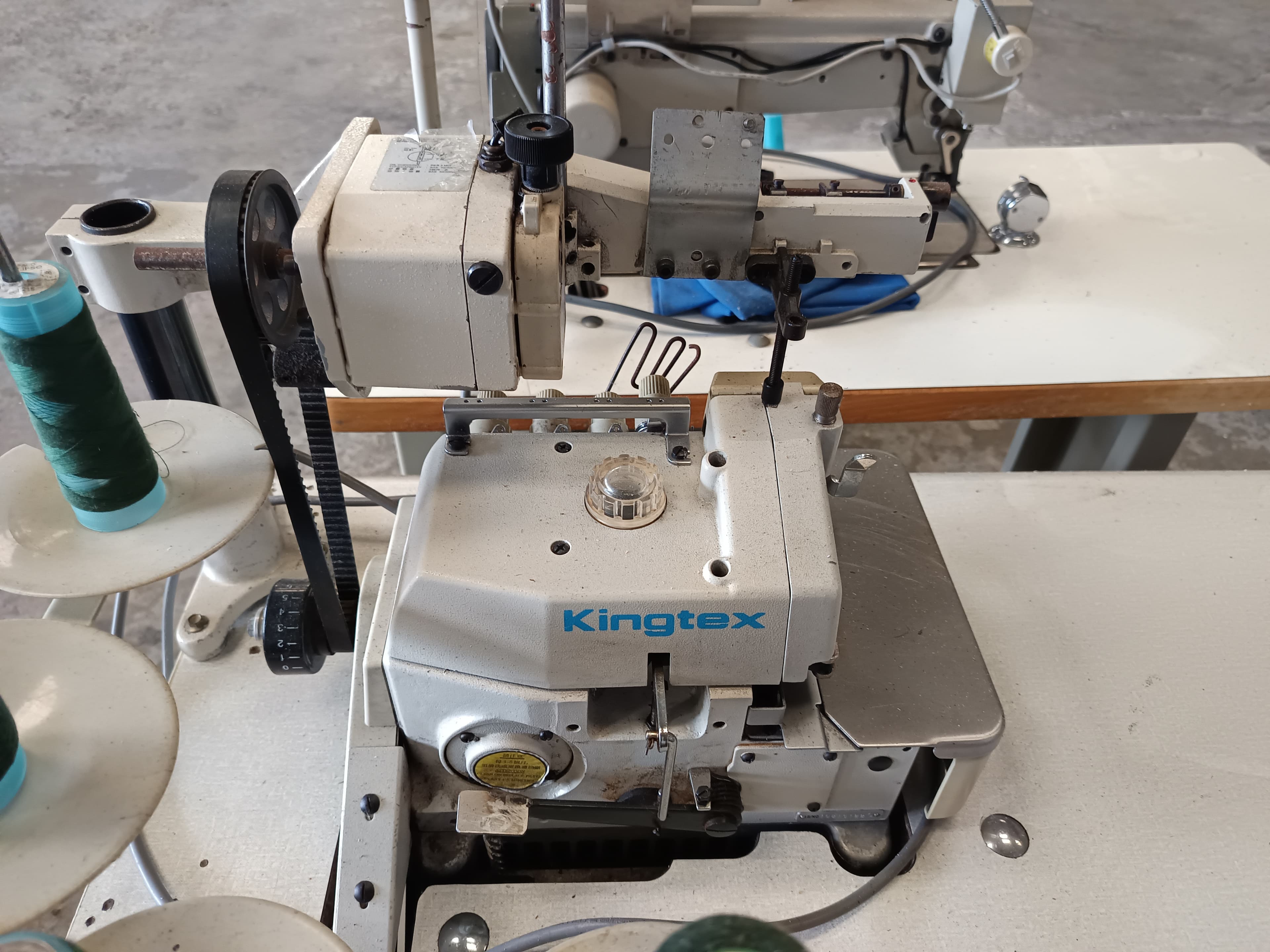 Máquina de coser — imagen 4