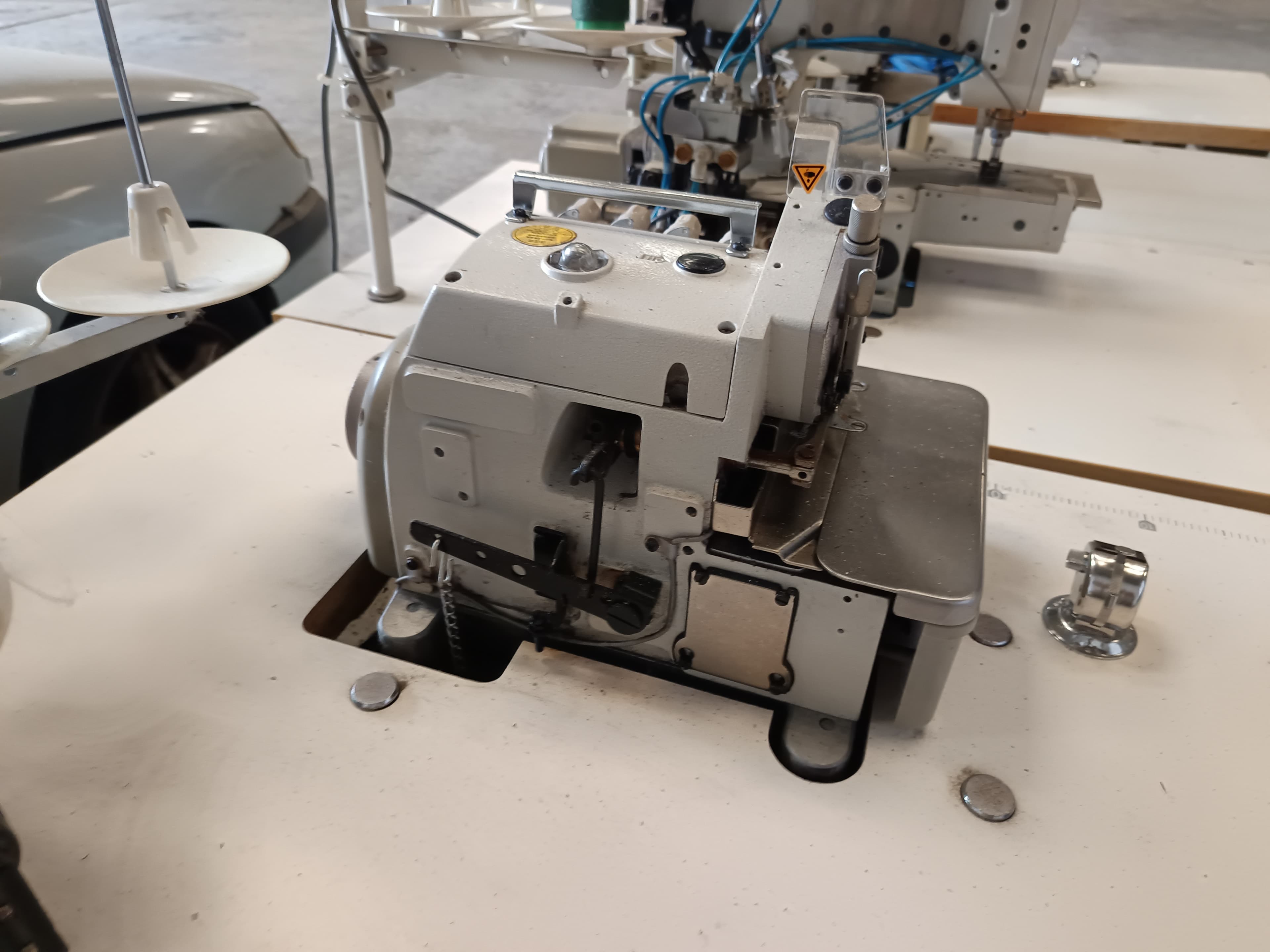 Máquina de coser — imagen 5