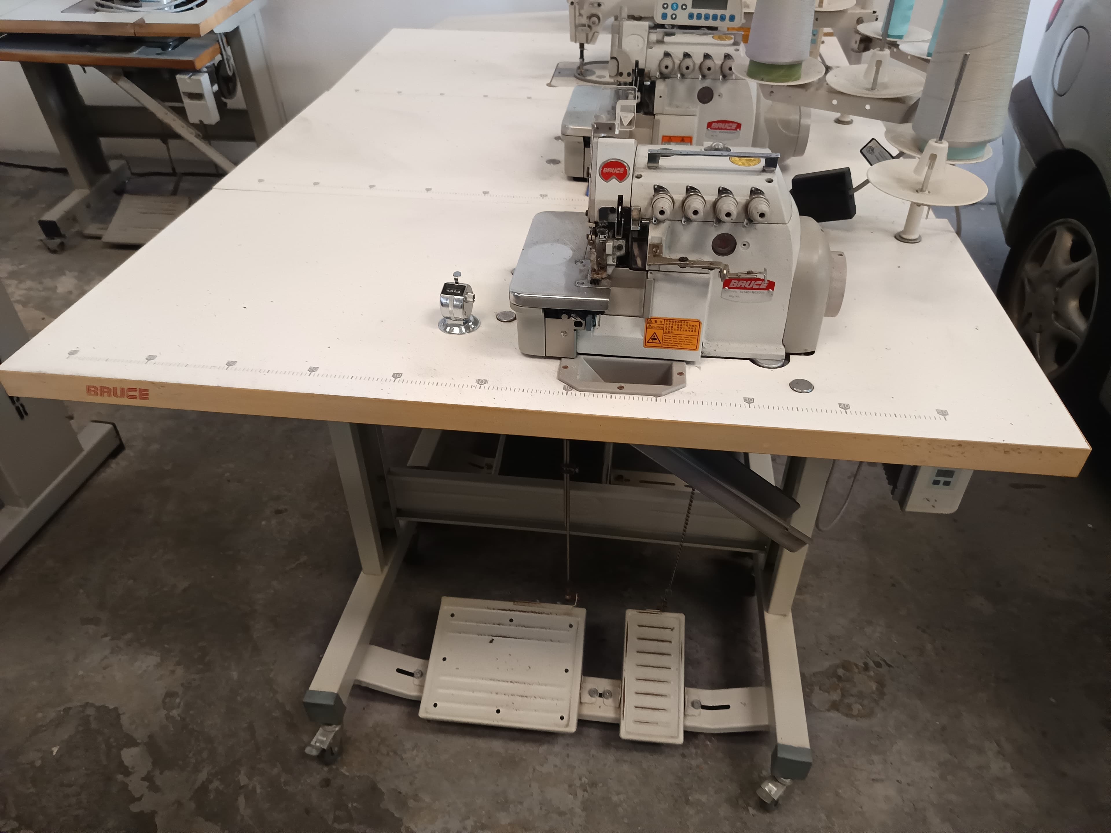Máquina de coser — imagen 1