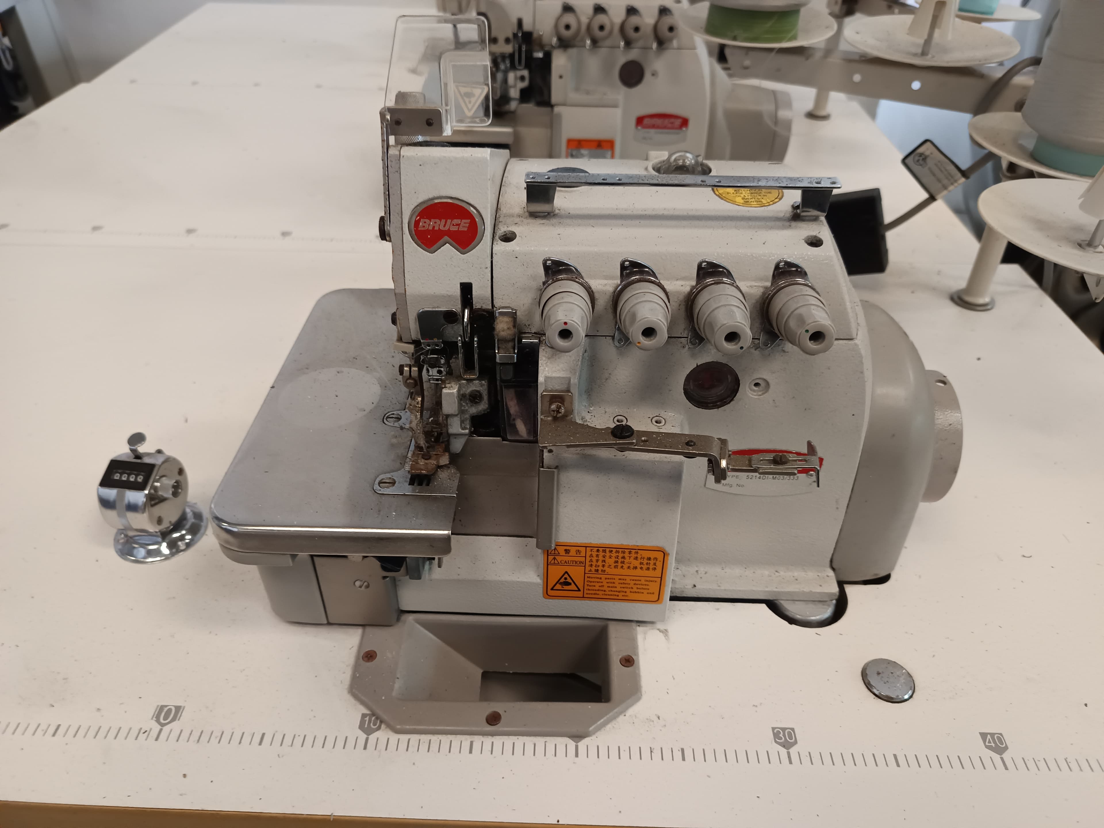 Máquina de coser — imagen 3