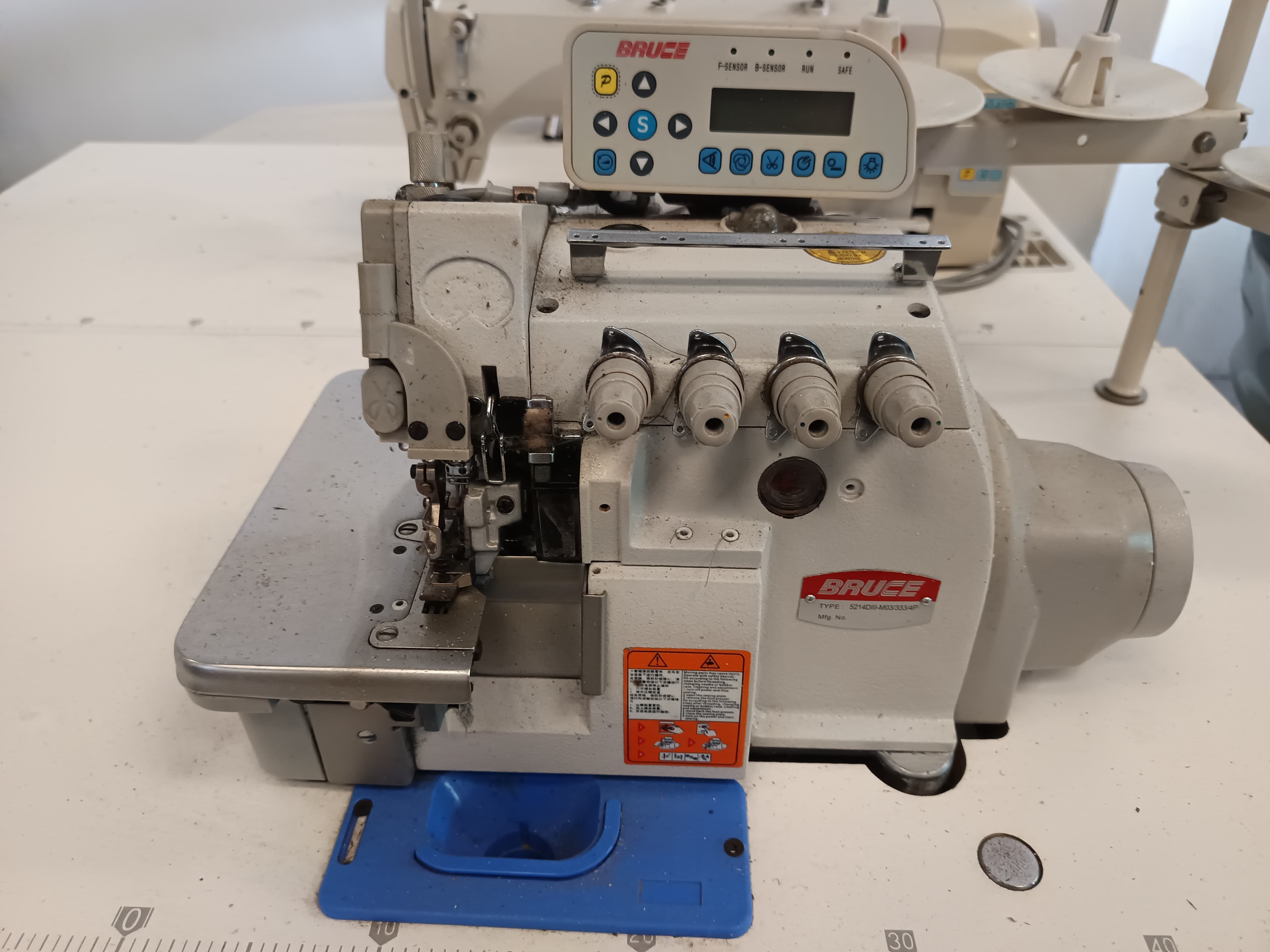 Máquina de coser — imagen 3