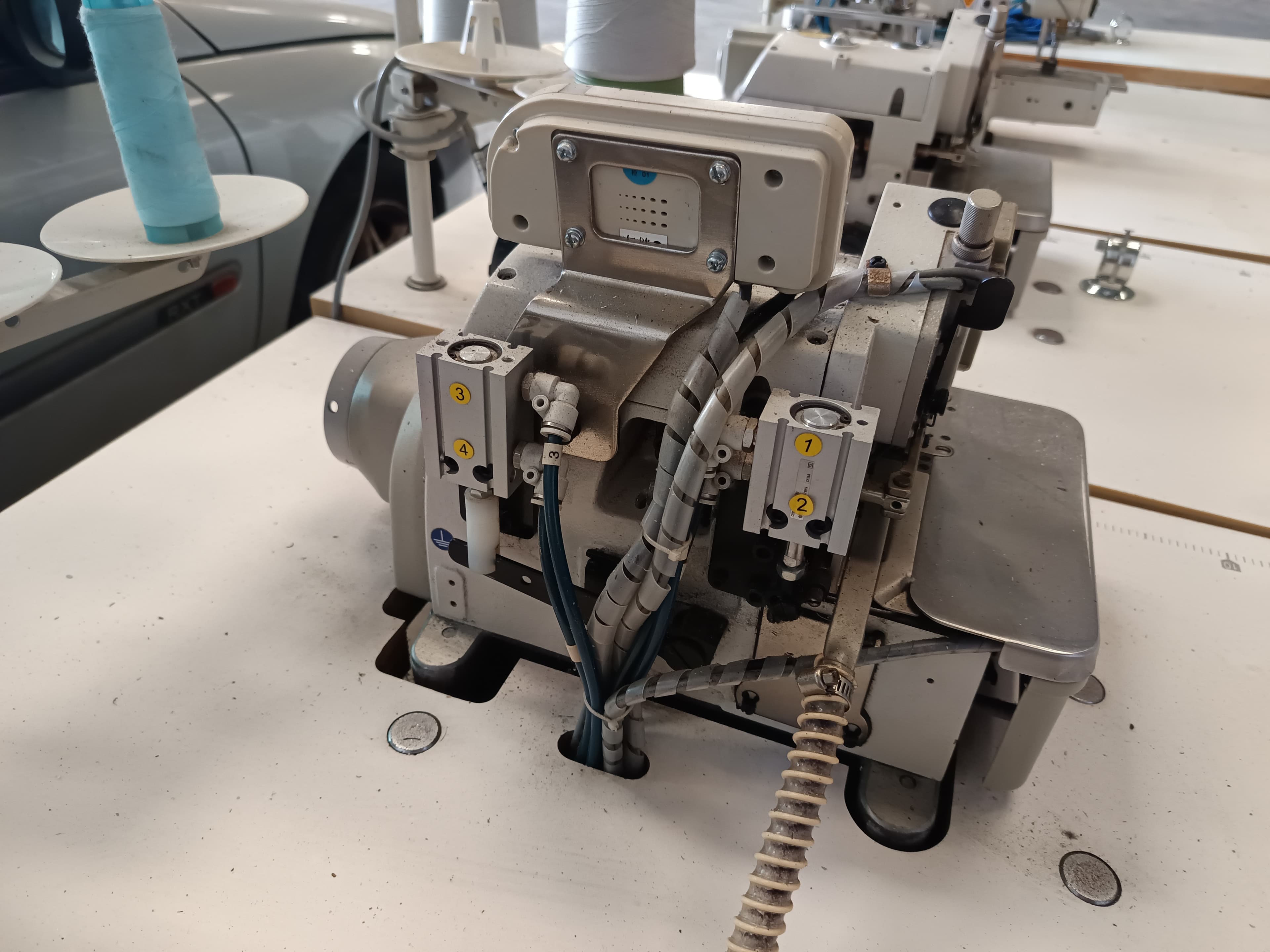 Máquina de coser — imagen 5