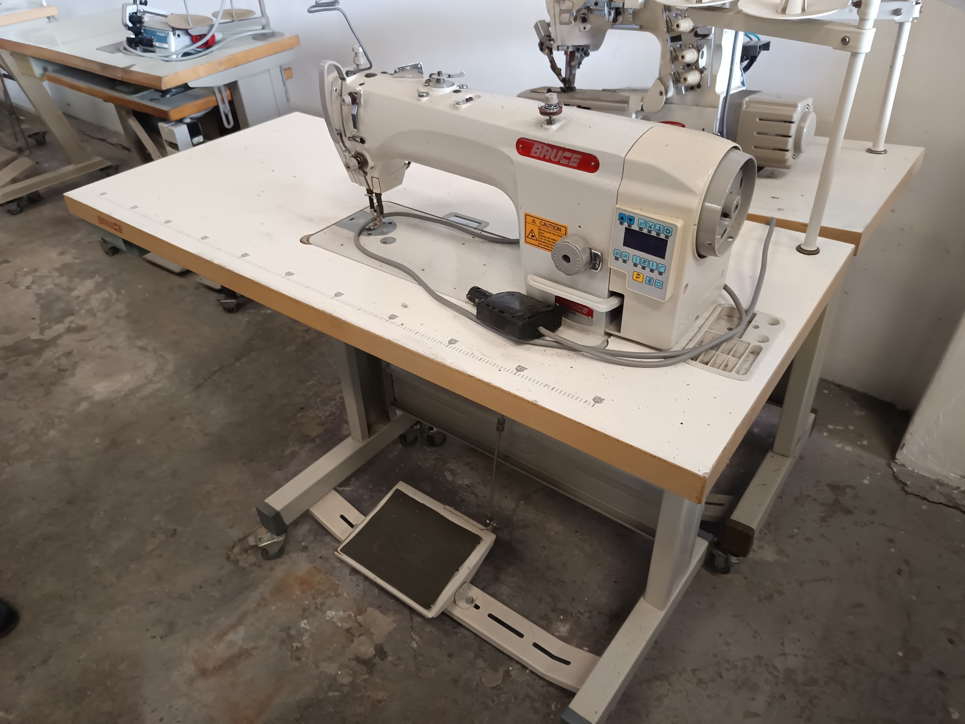 Máquina de coser — imagen 2