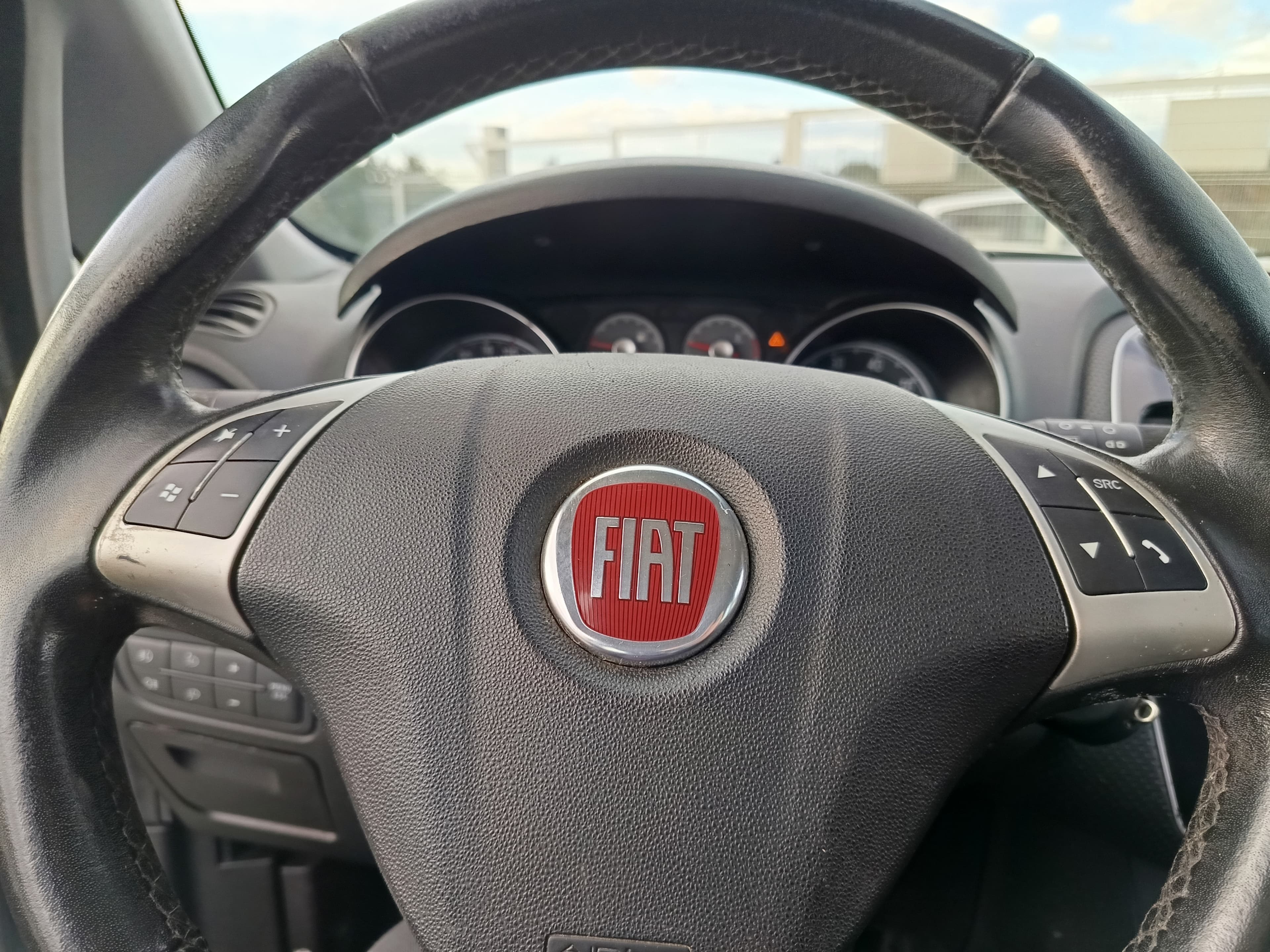 Fiat Punto — image 41