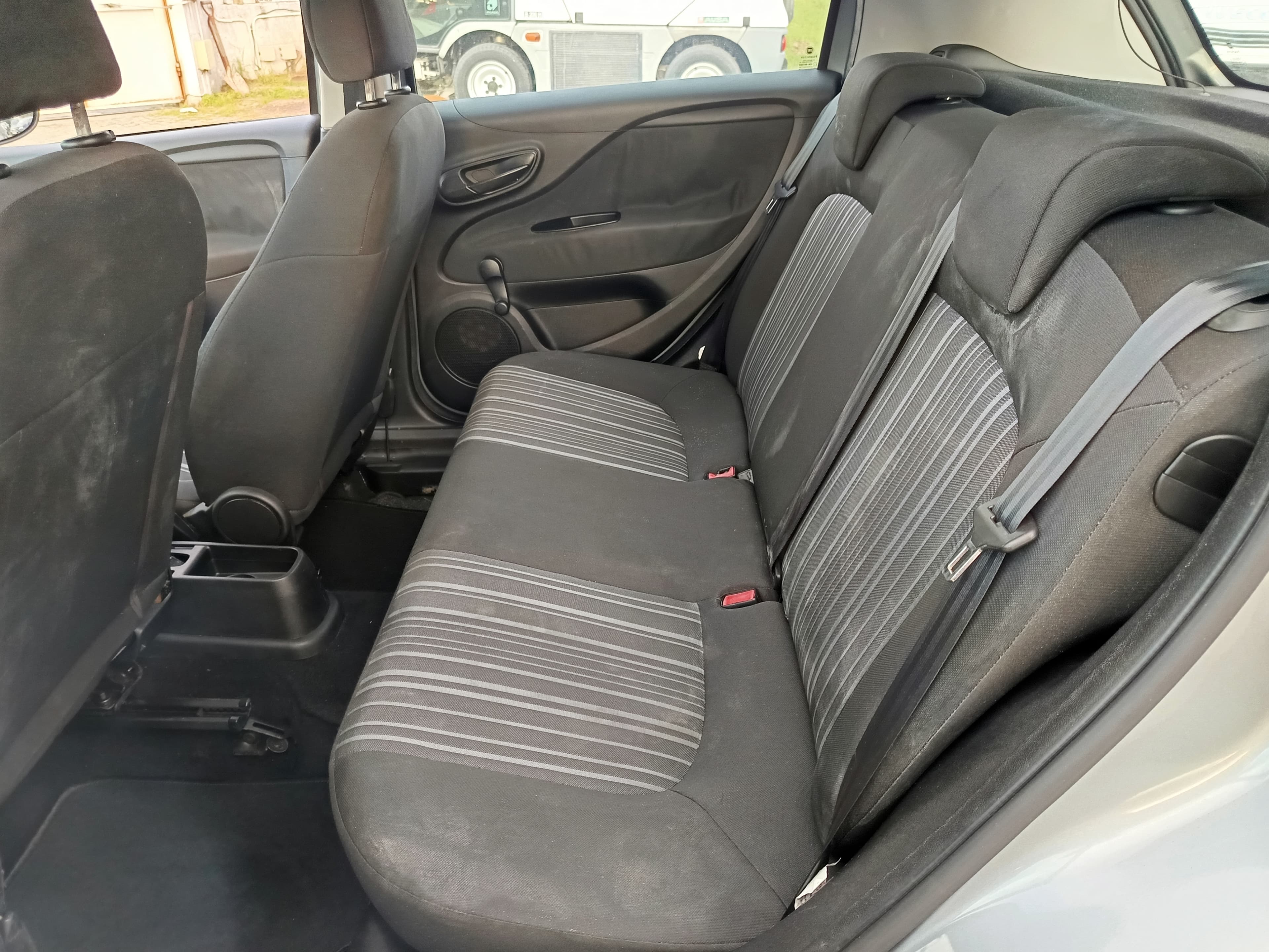 Fiat Punto — image 31