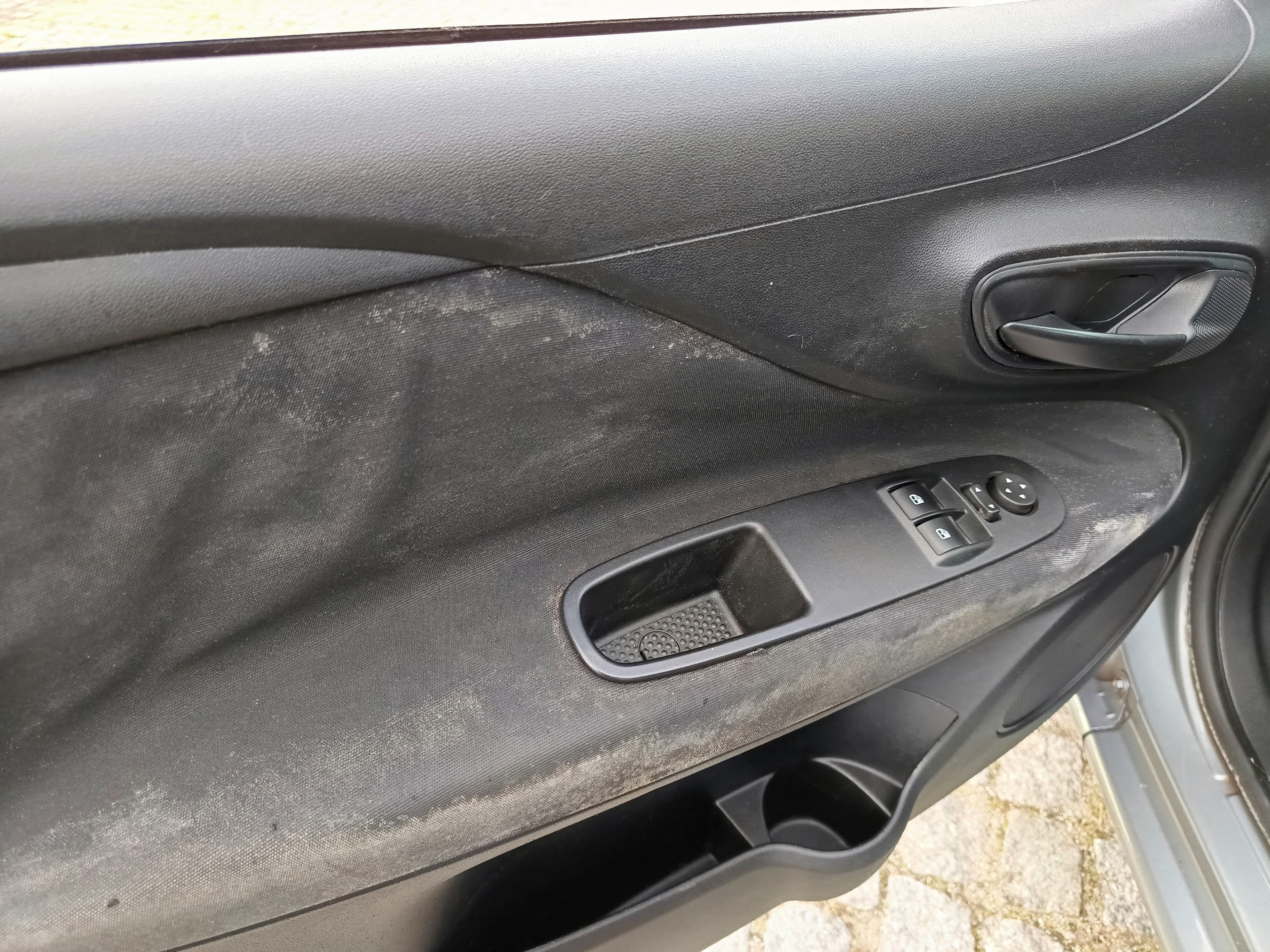 Fiat Punto — image 33