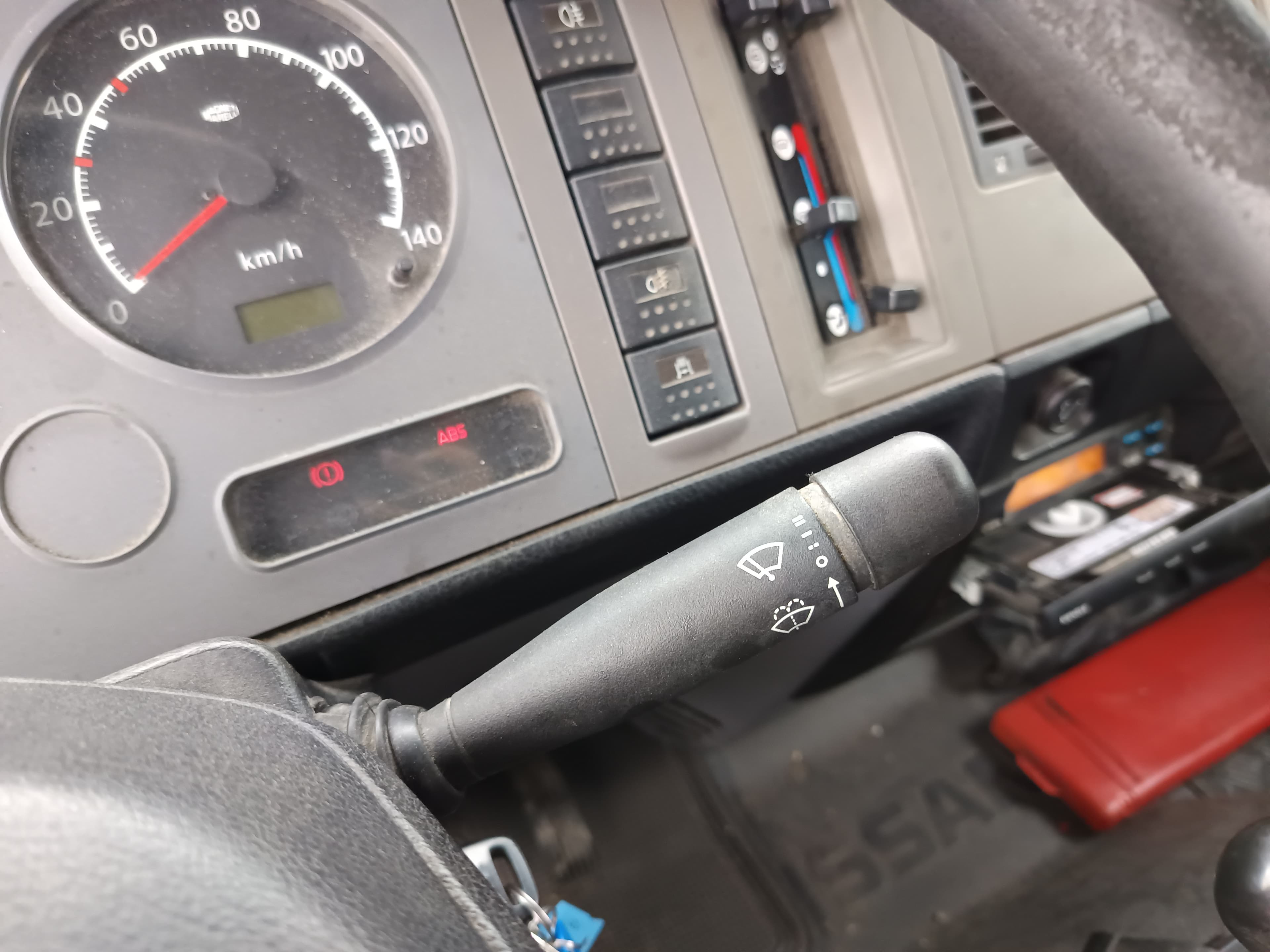 Nissan Atleon · Ano 2005 — imagen 25