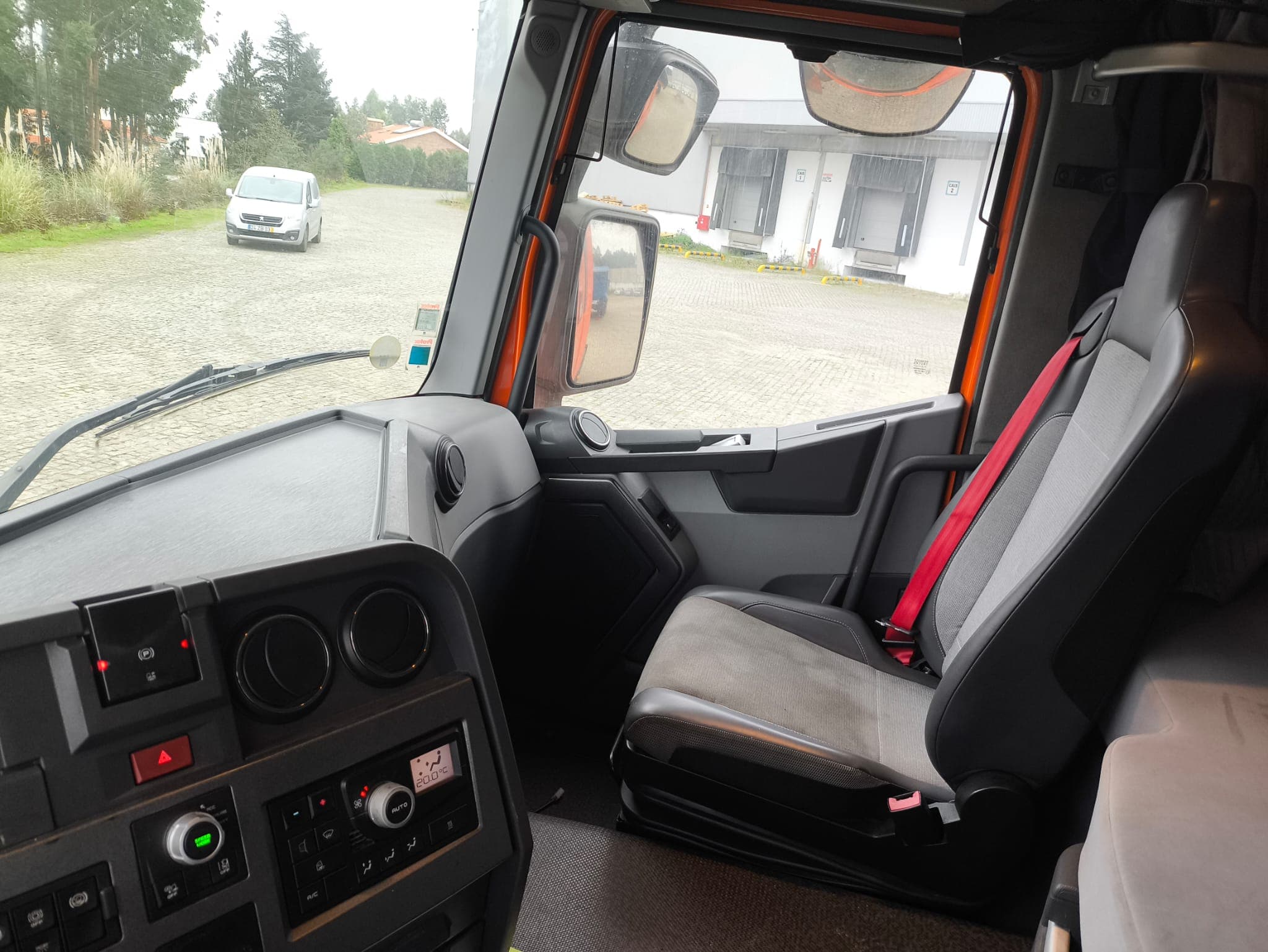Trator Renault T480 · Ano 2015 · Retarder — imagen 27