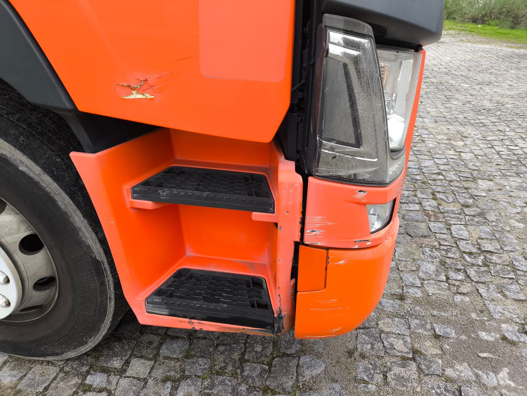 Trator Renault T480 · Ano 2015 · Retarder — imagen 10