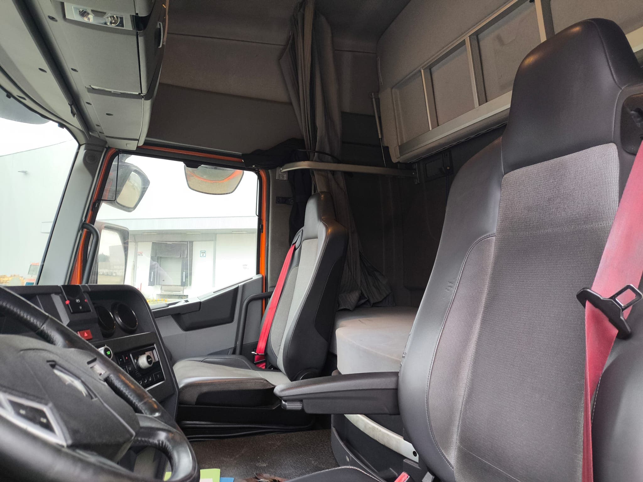 Trator Renault T480 · Ano 2015 · Retarder — imagen 19