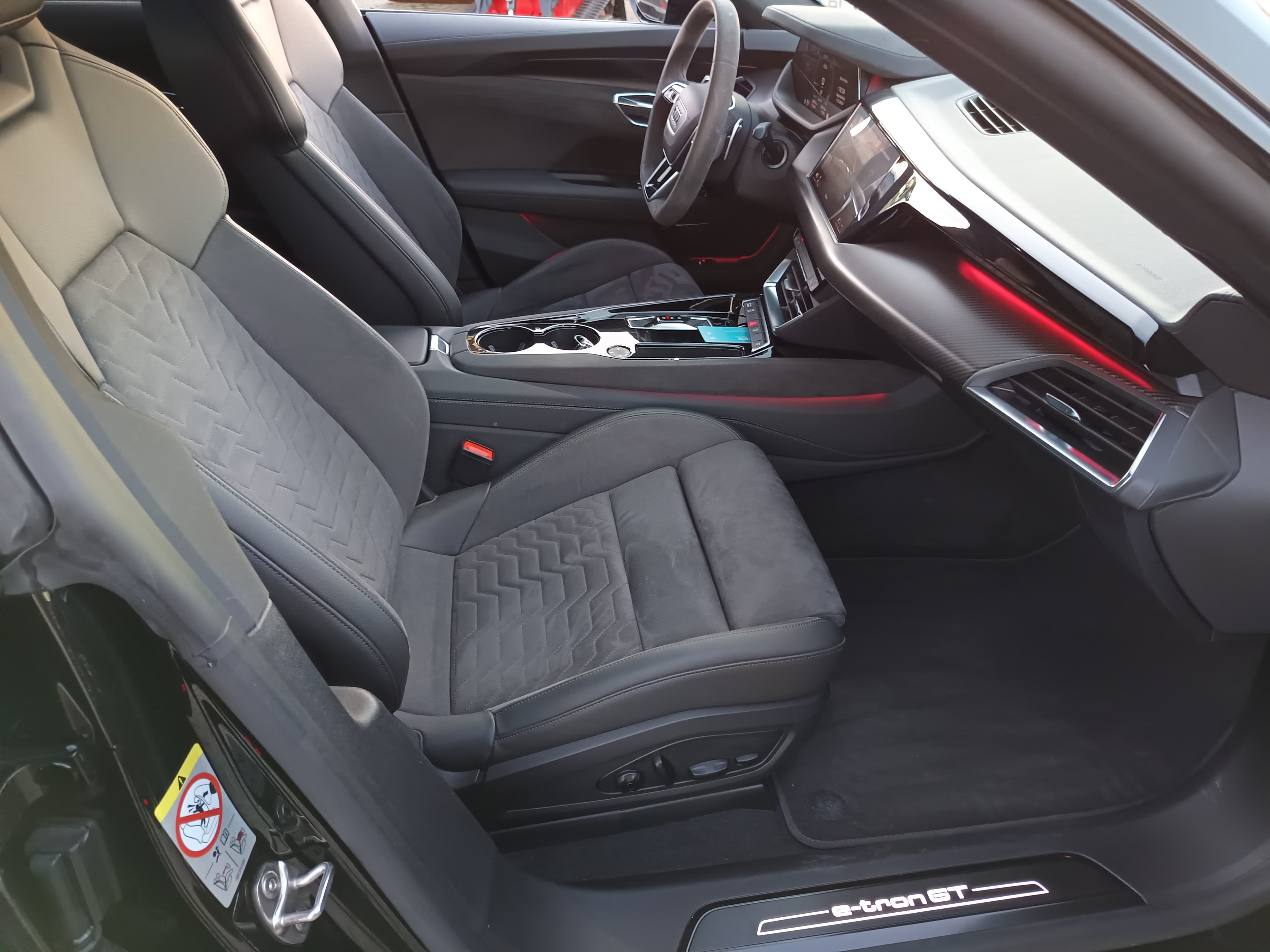 Audi e-tron GT quattro · Ano 2021 — imagen 25