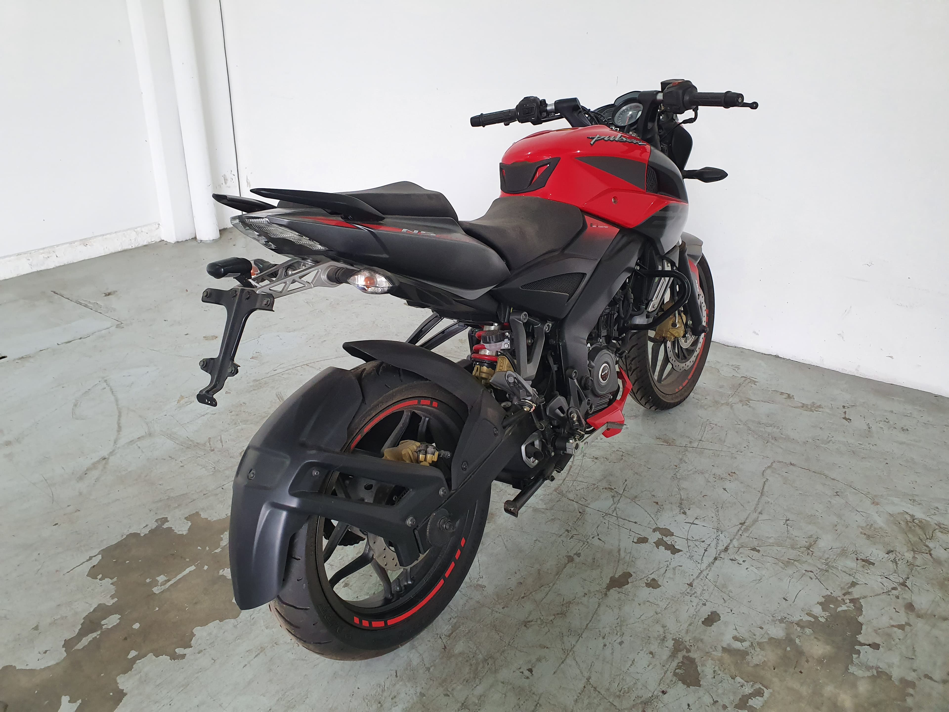 Bajaj Pulsar NS200 — imagen 4