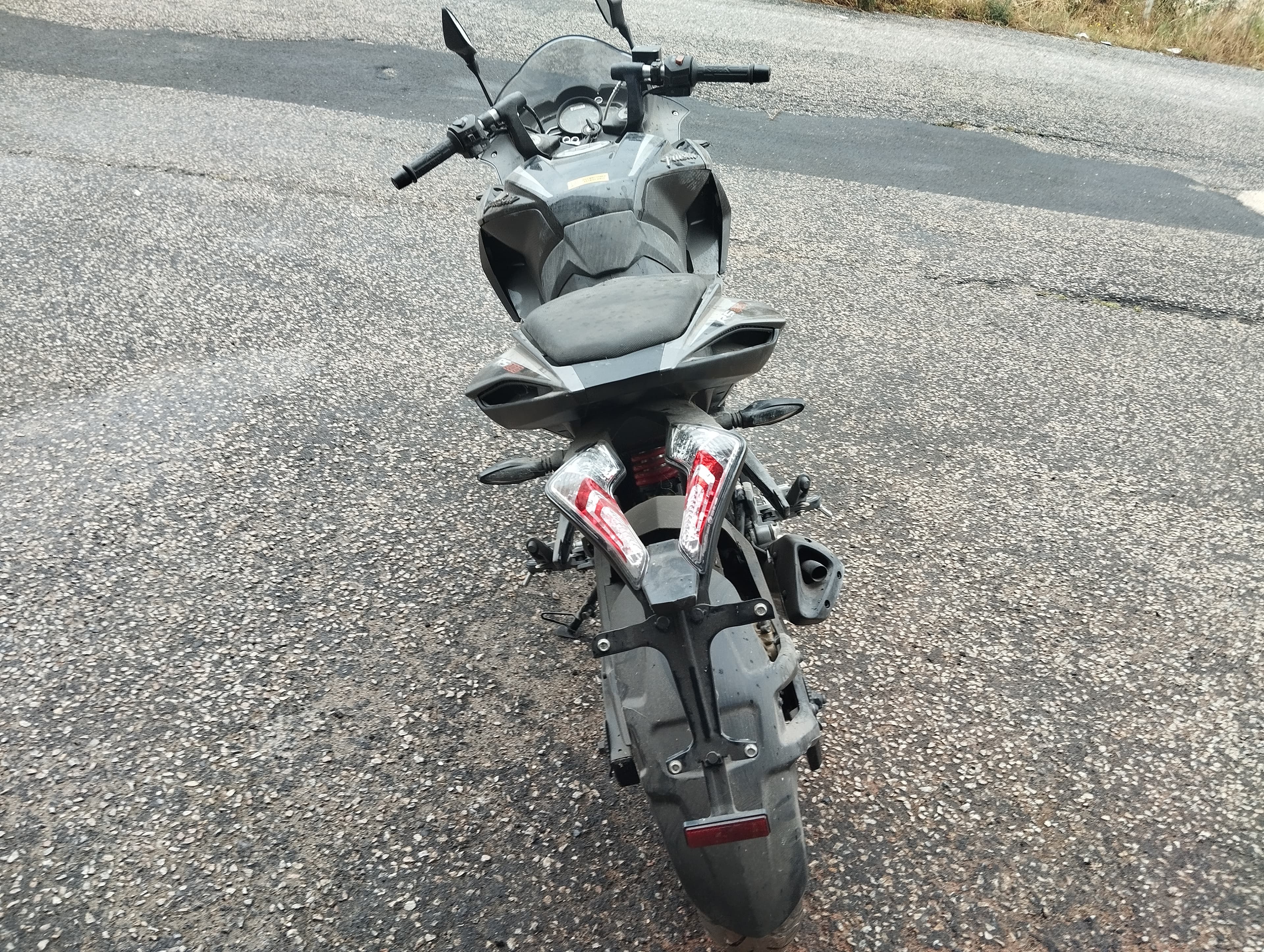 Bajaj Pulsar RS 200 — imagen 8