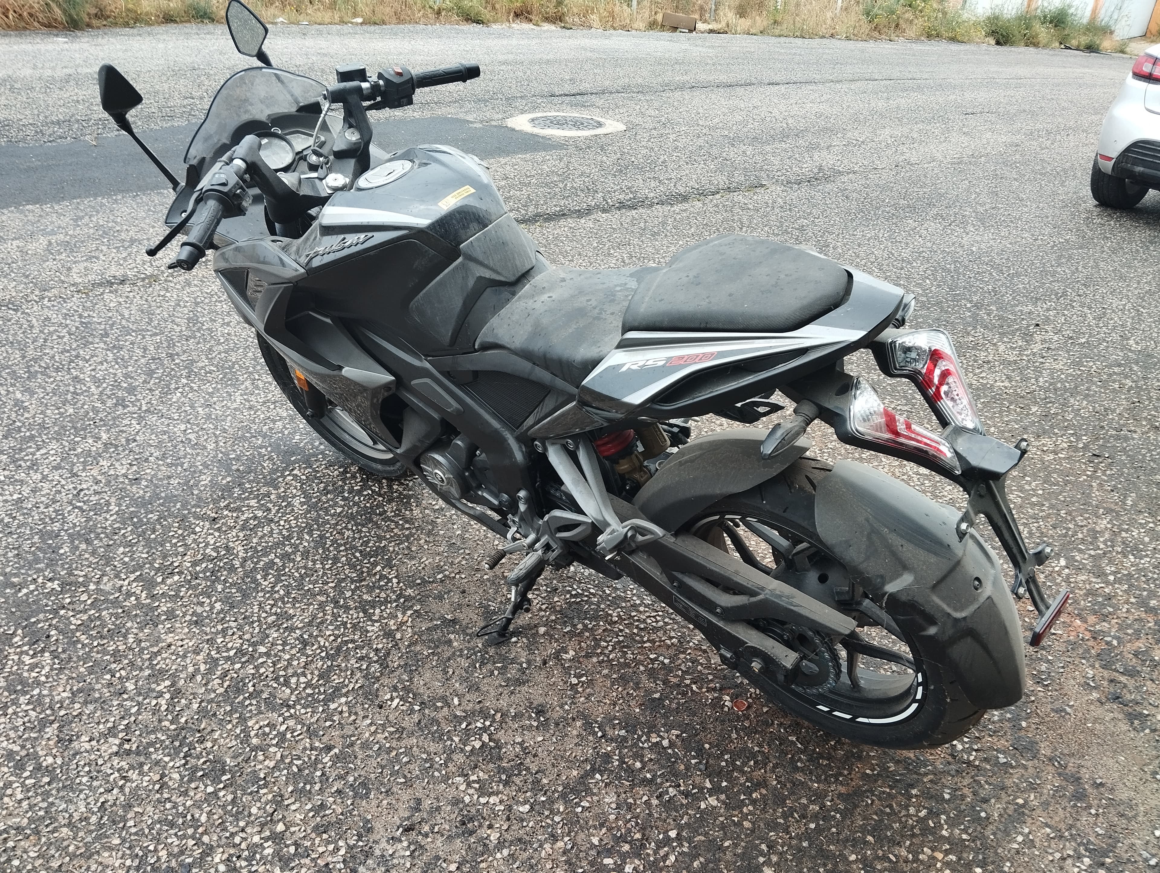 Bajaj Pulsar RS 200 — imagen 7