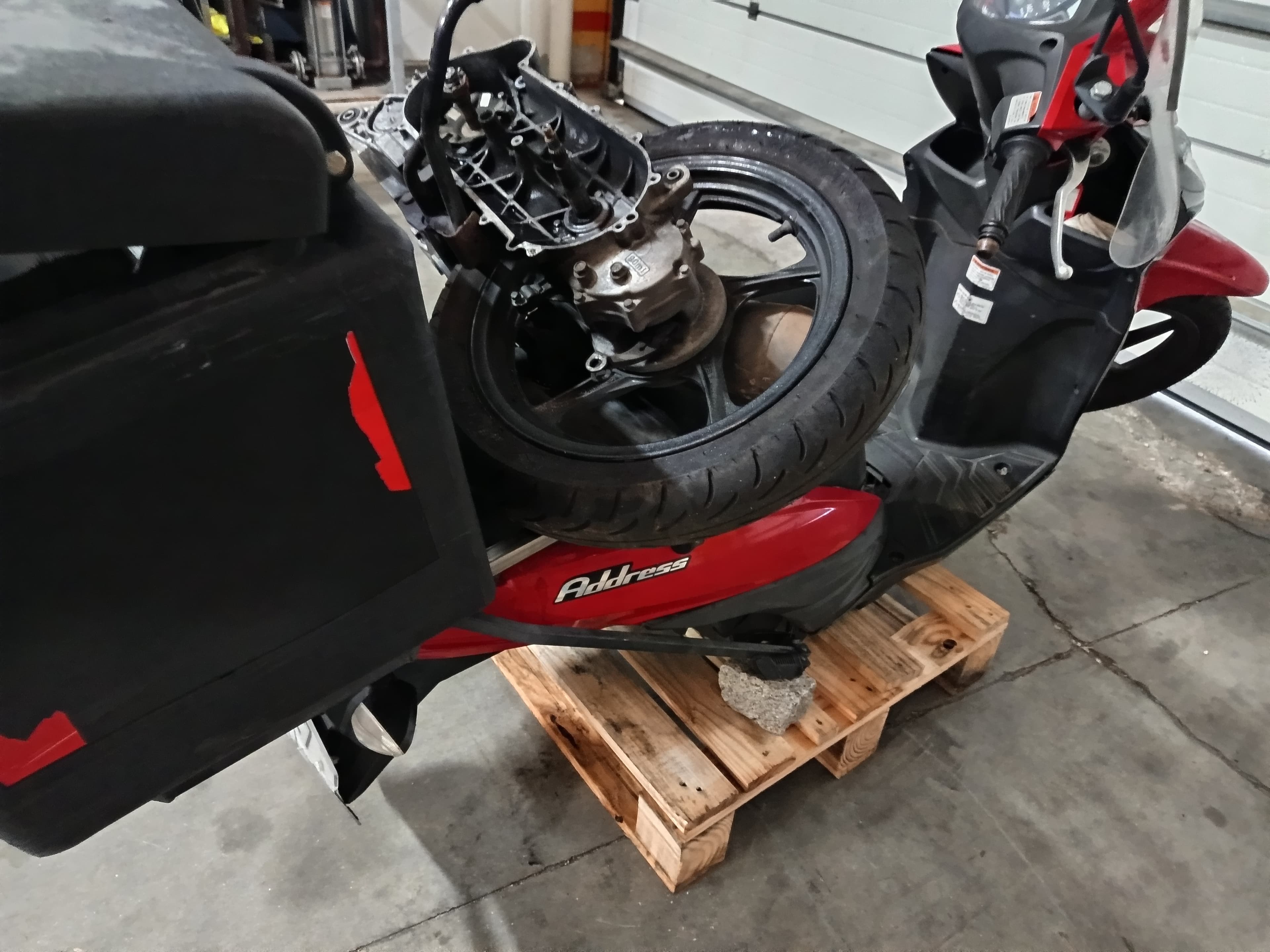 SUZUKI UK 110 Address · Ano 2015 — imagem 4