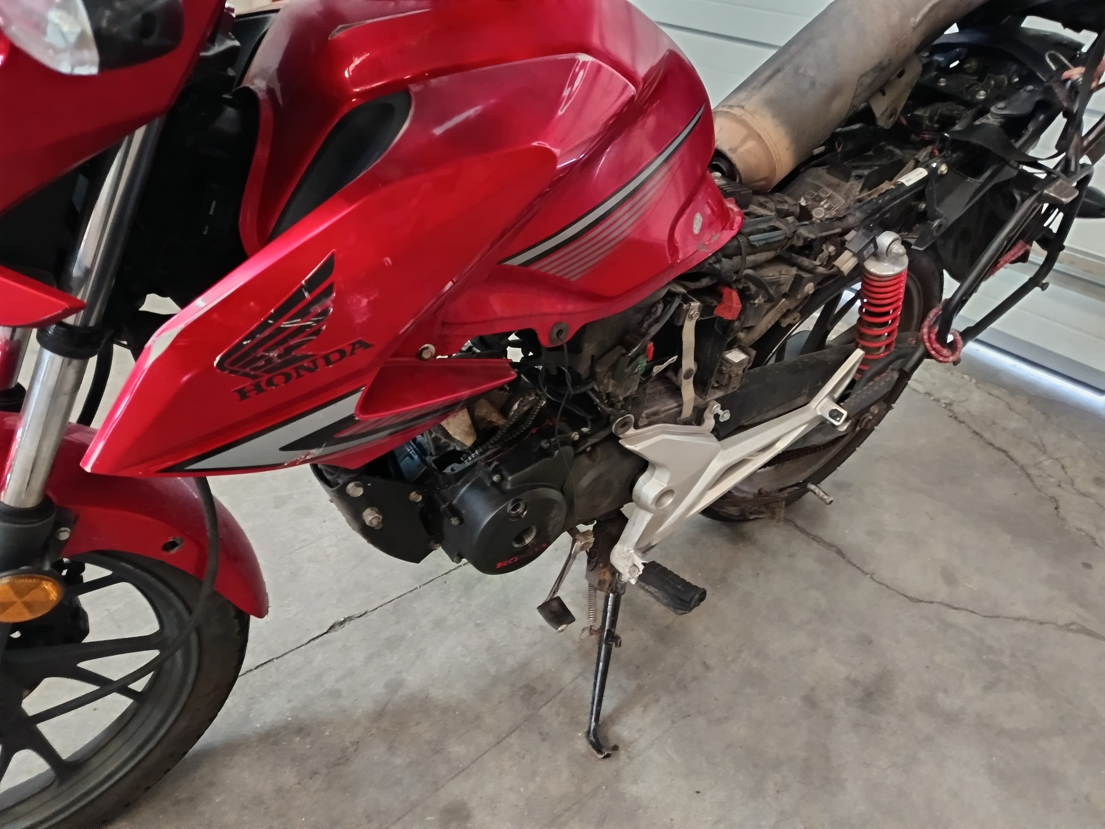 Honda  CBF 125 · Ano 2018 — imagen 4