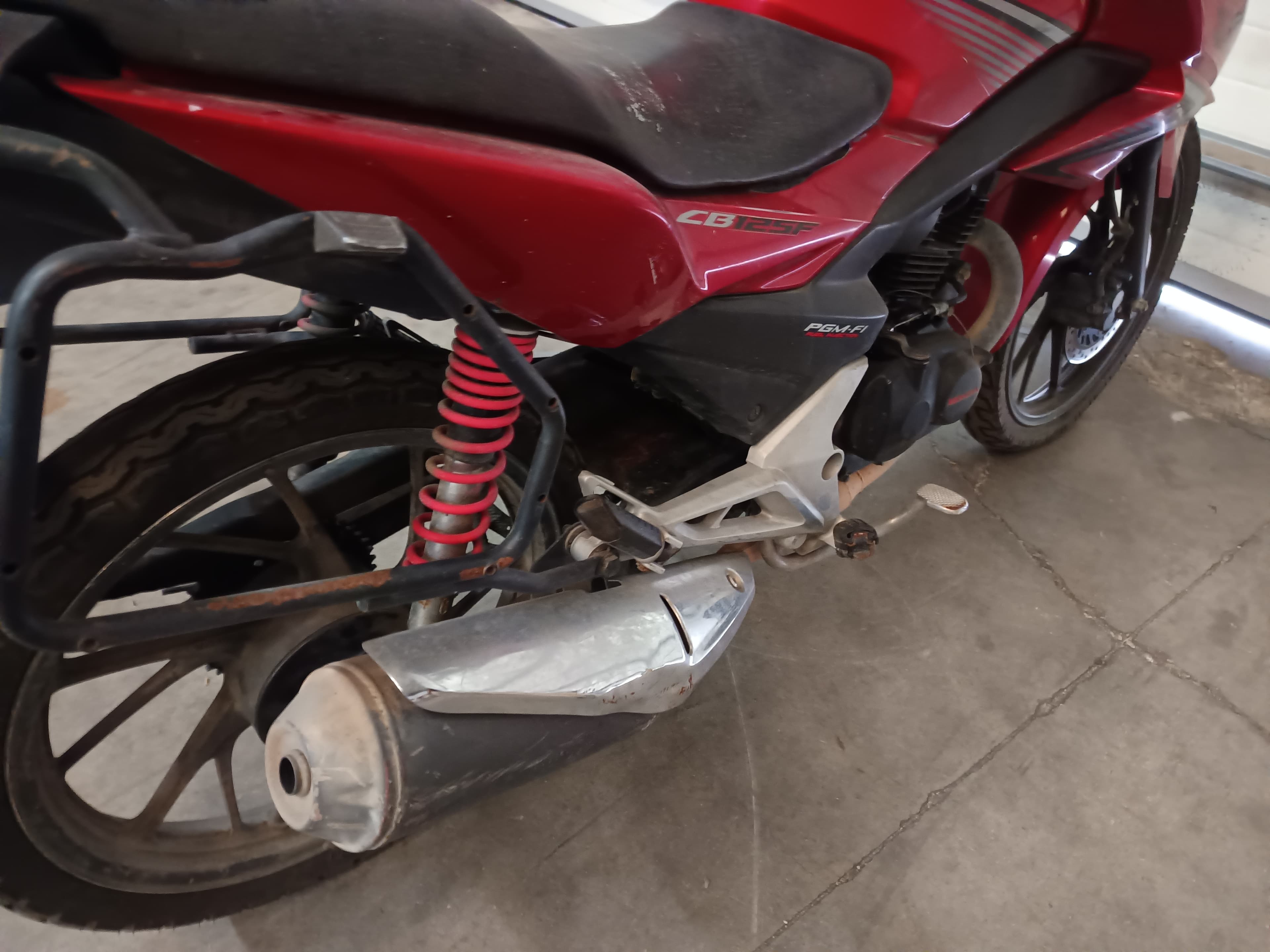 HONDA  CB 125 F · Ano 2016 — image 8