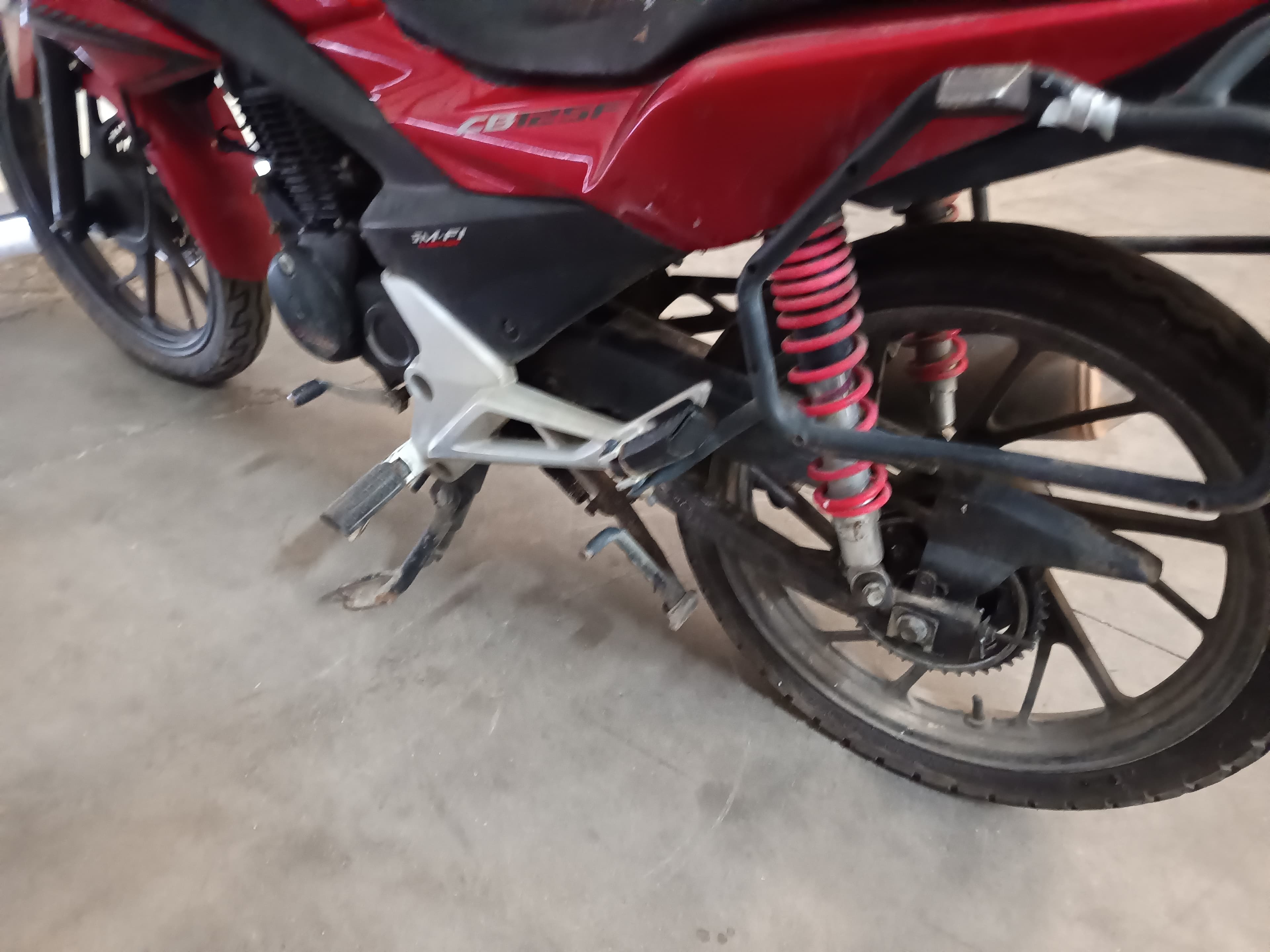 HONDA  CB 125 F · Ano 2016 — image 9