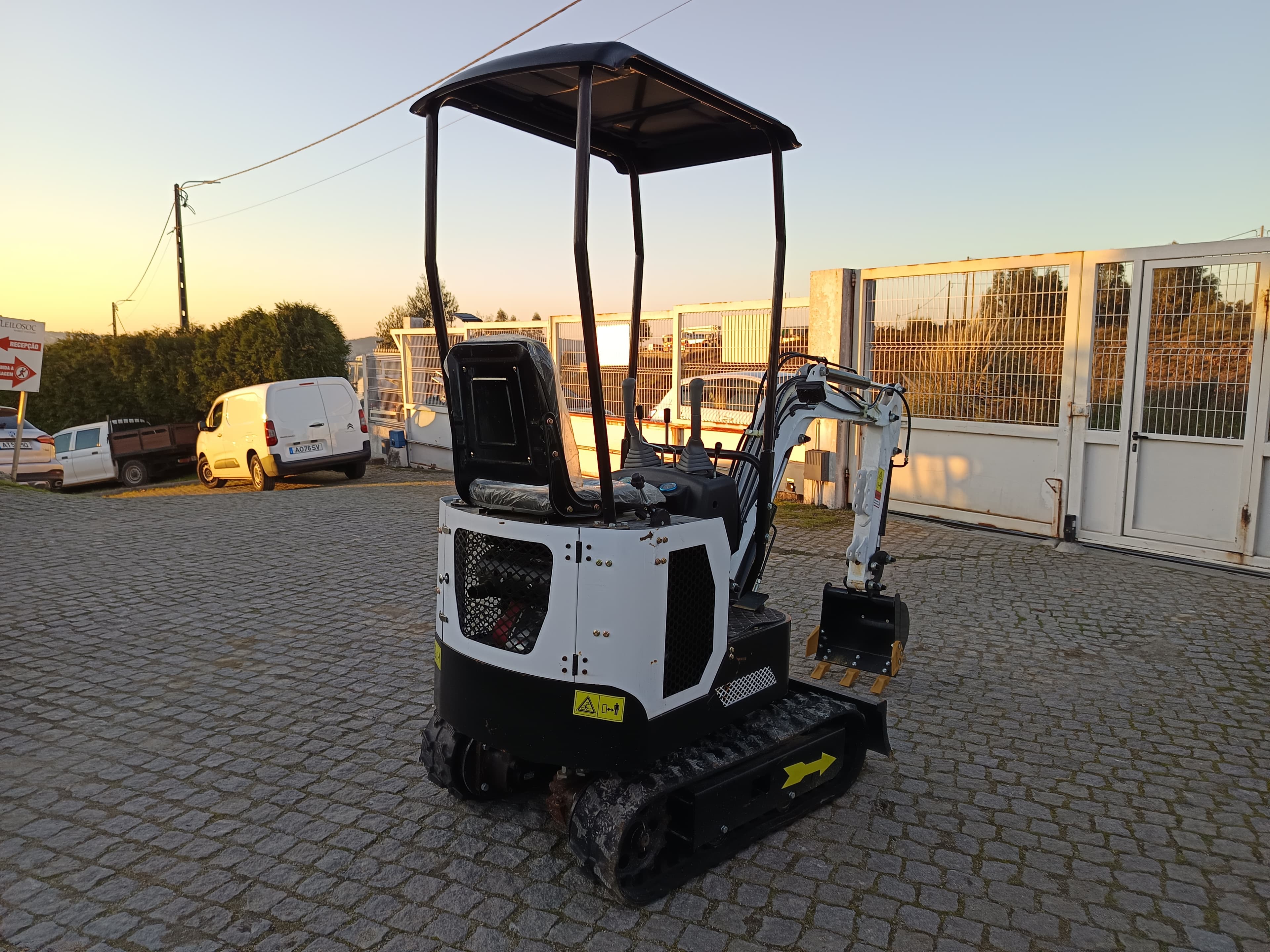 Mini Giratória Colt · Ano 2024 — imagen 7