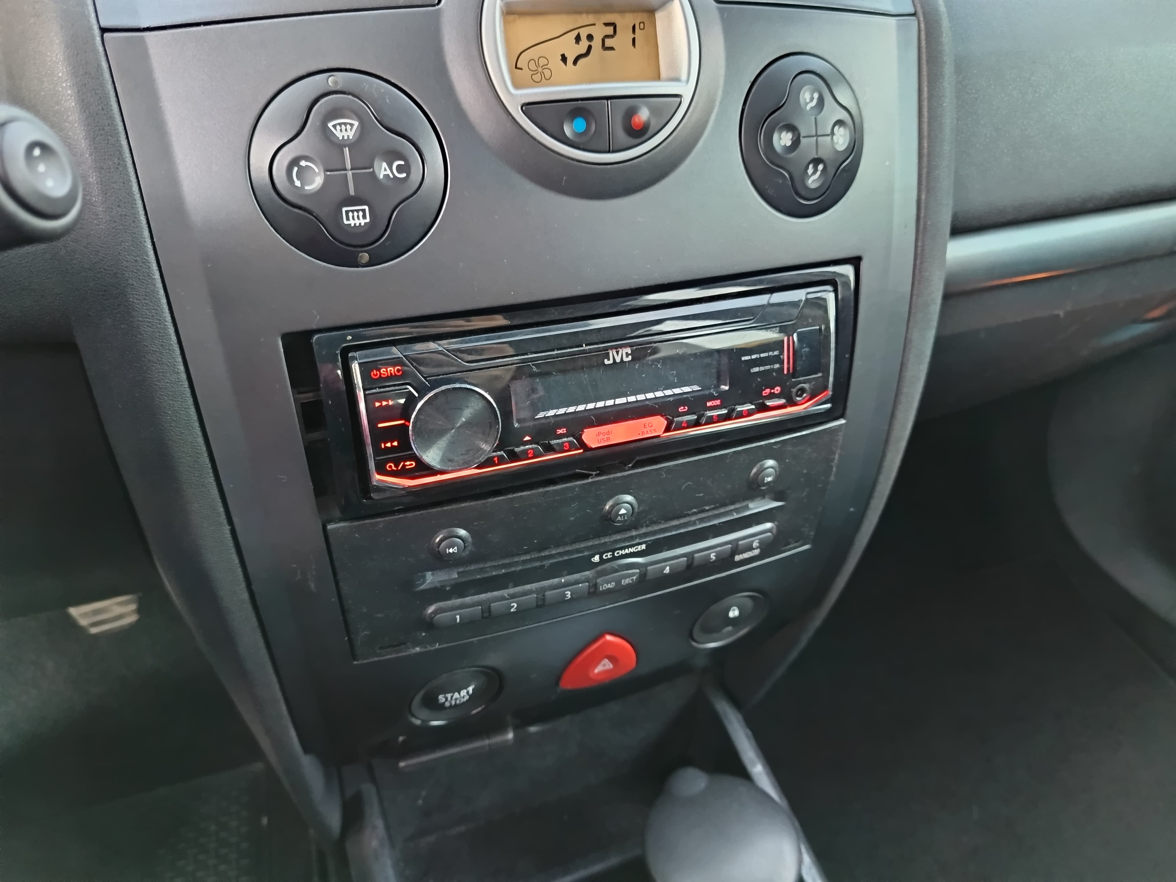 Renault Mégane · Ano 2007 — imagen 39