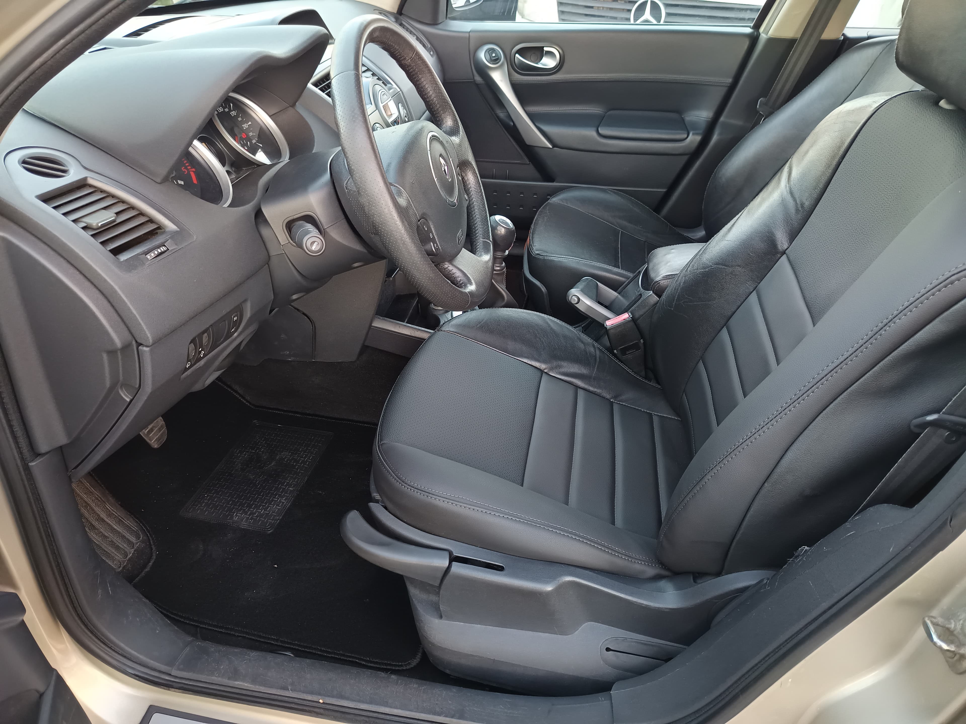 Renault Mégane · Ano 2007 — imagen 35