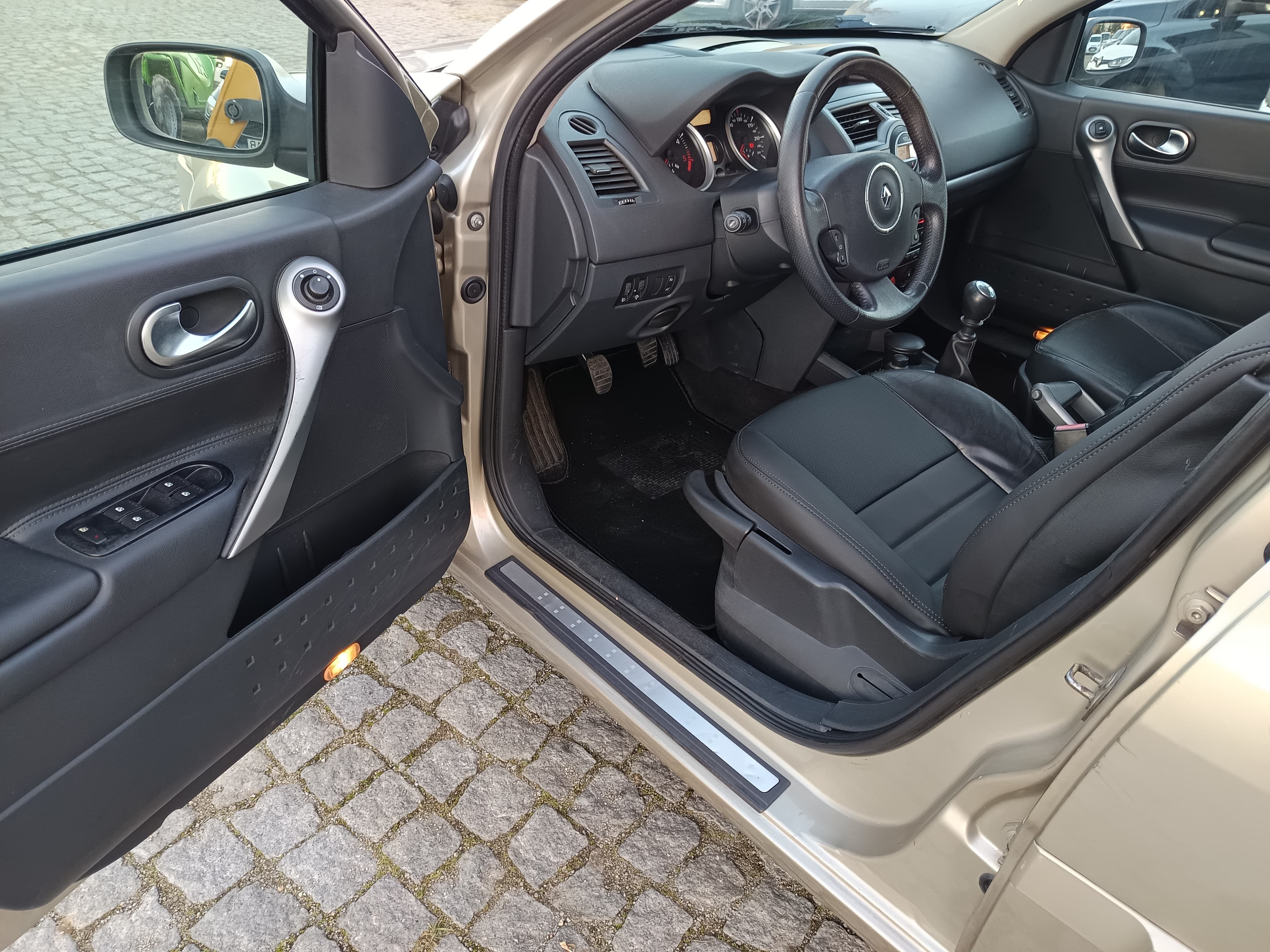 Renault Mégane · Ano 2007 — imagen 33