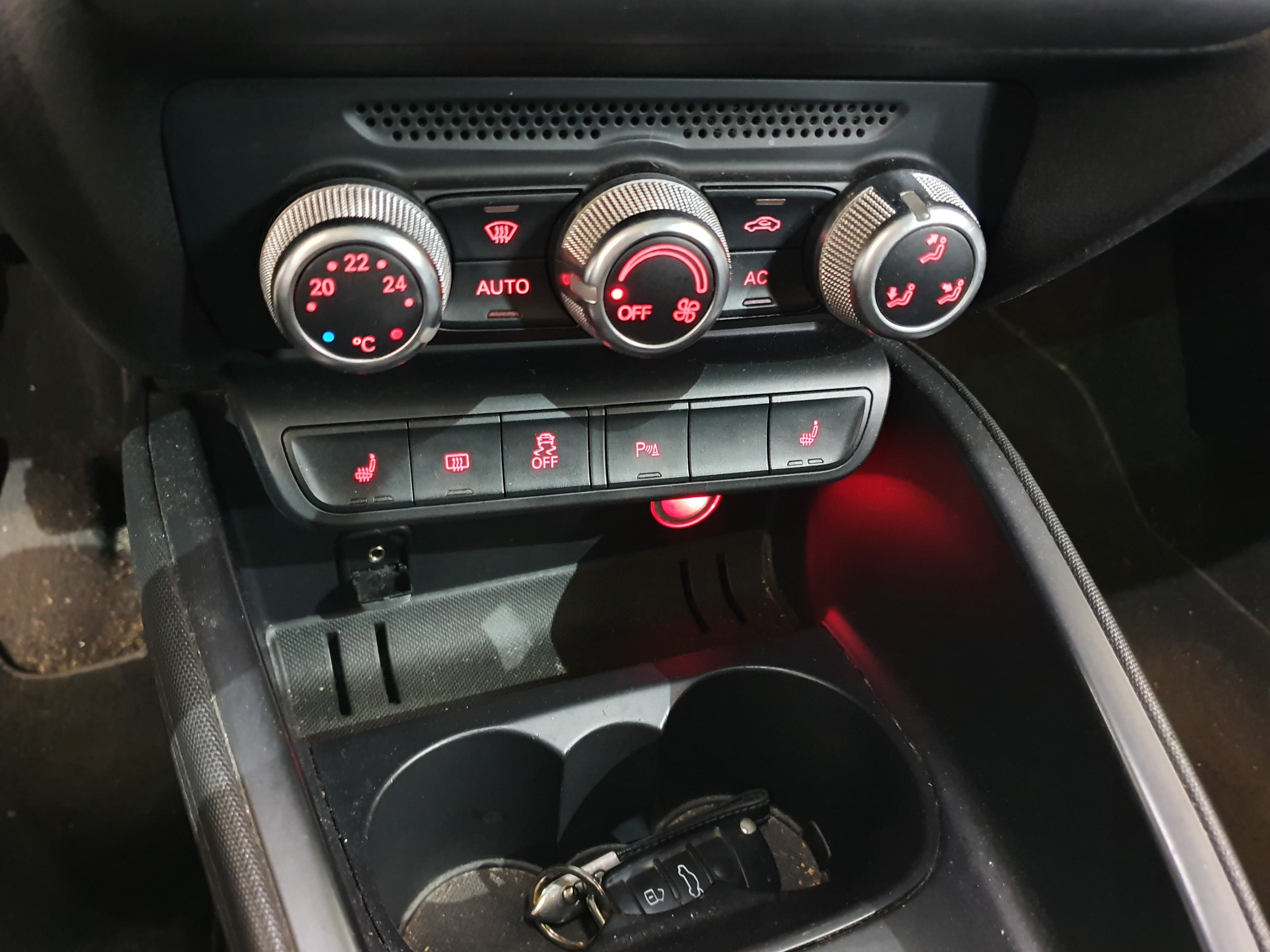 Audi A1 S-line · Ano 2010 — image 27